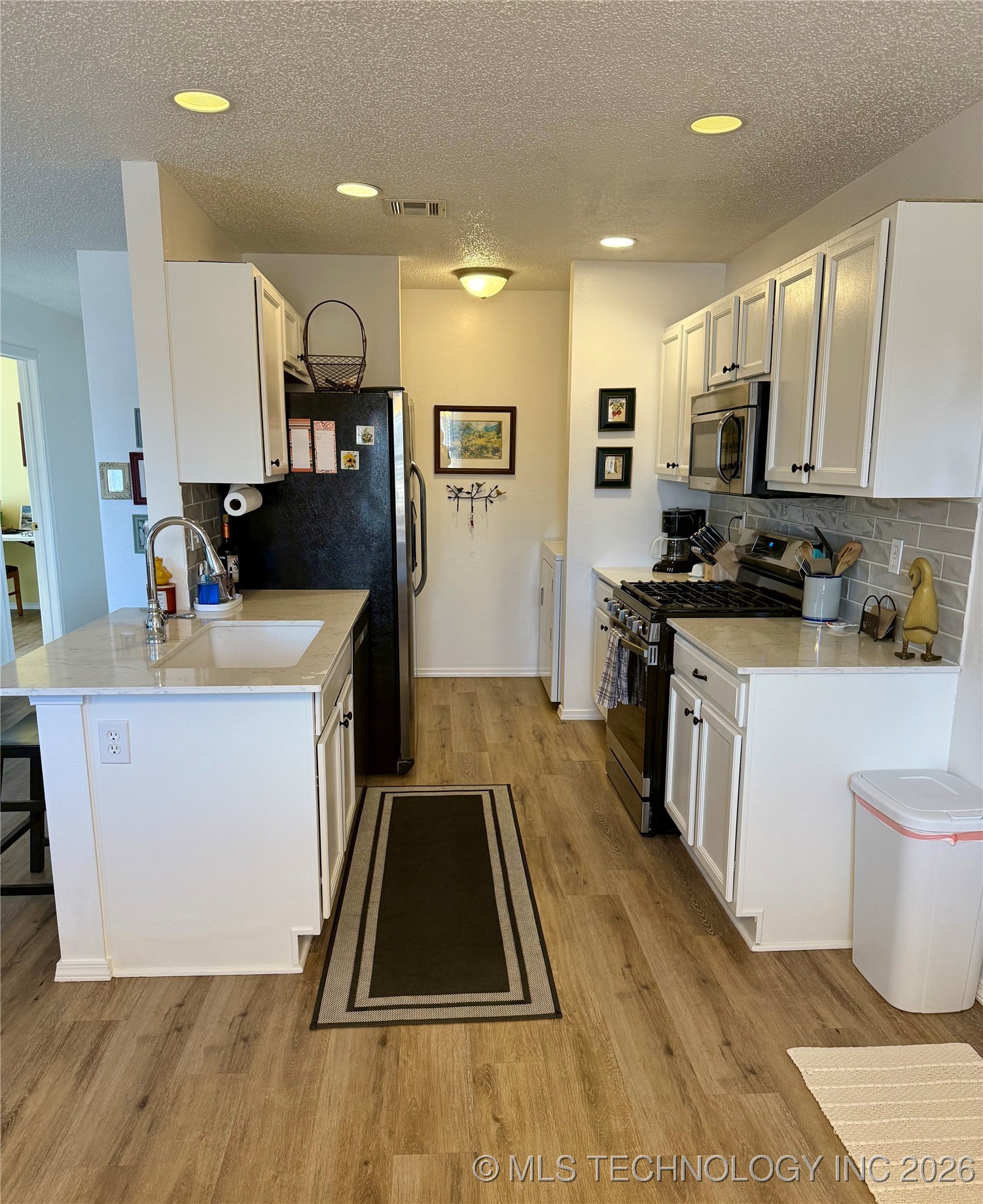 1929 Lexington Road Property Photo 5