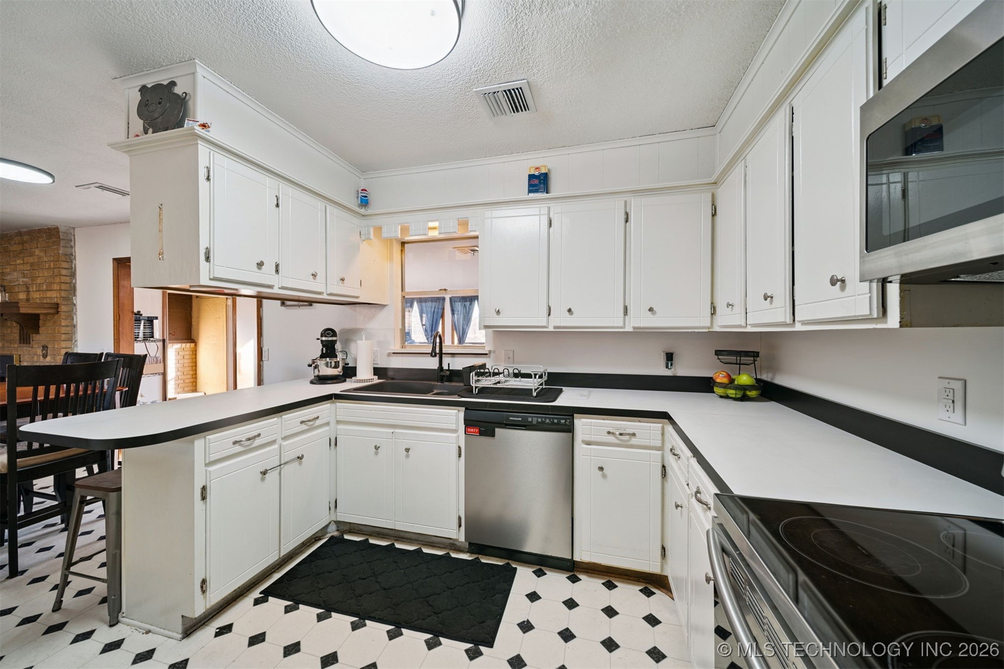 18542 E 380 Road Property Photo 20