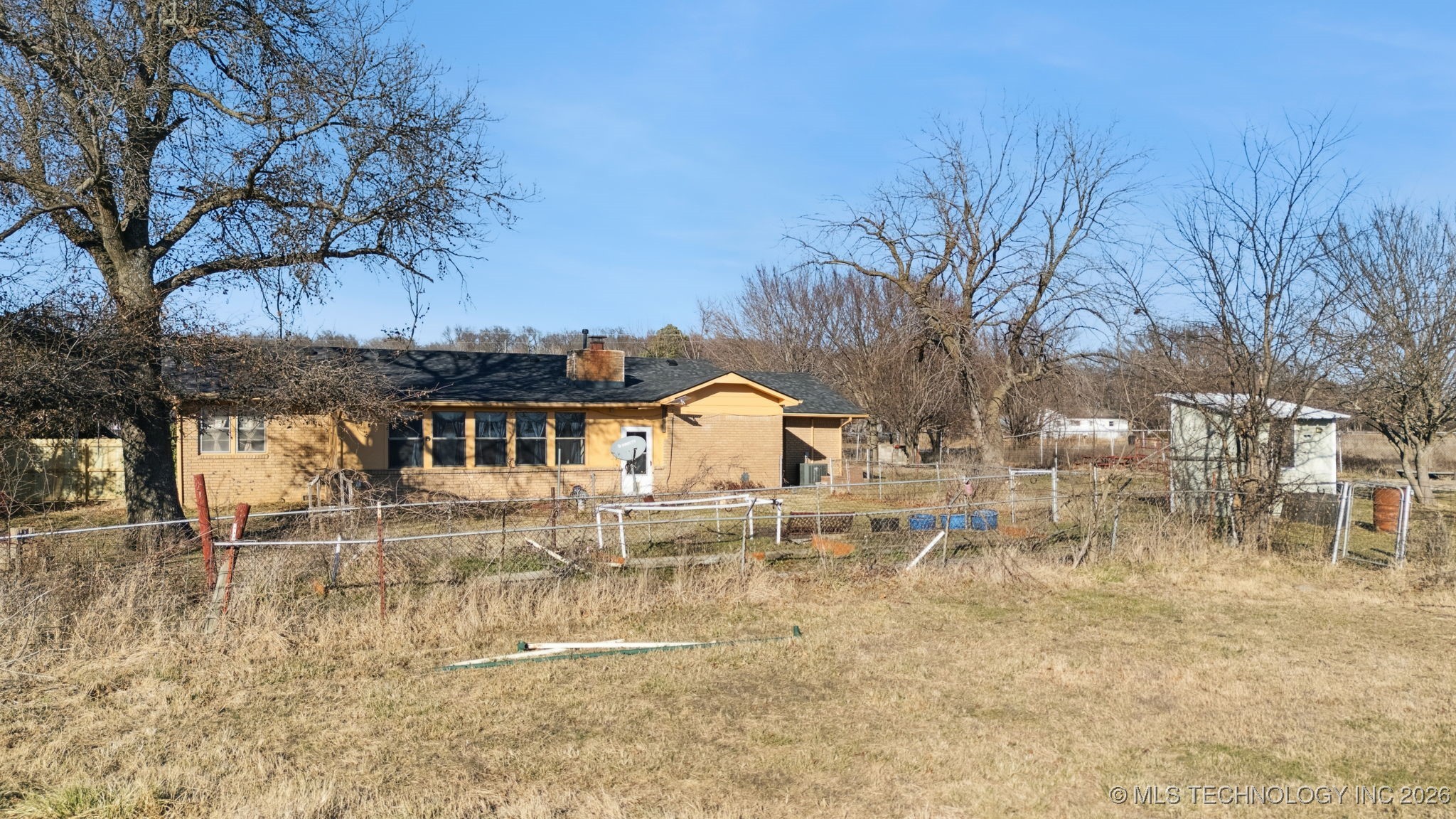 18542 E 380 Road Property Photo 25