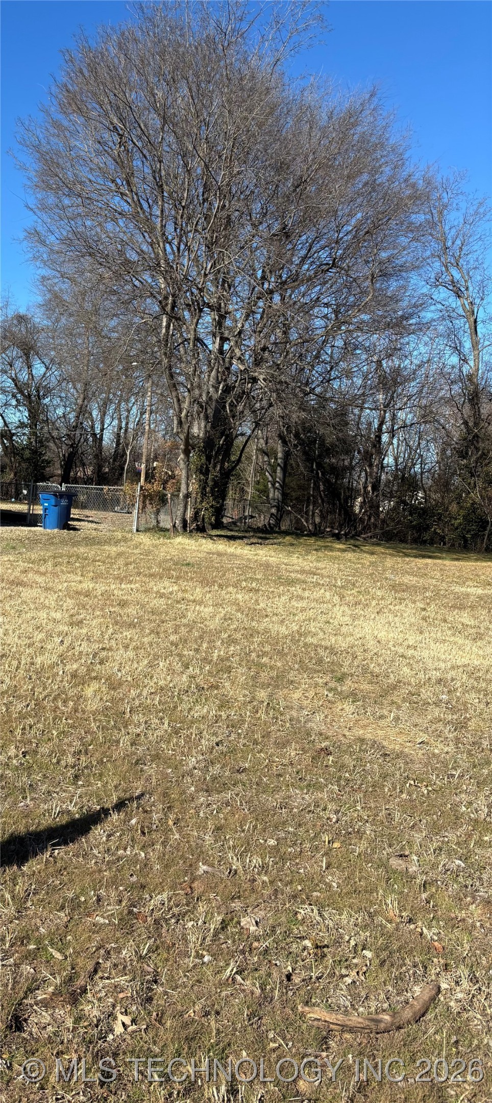 547 E Ute Street Property Photo 1