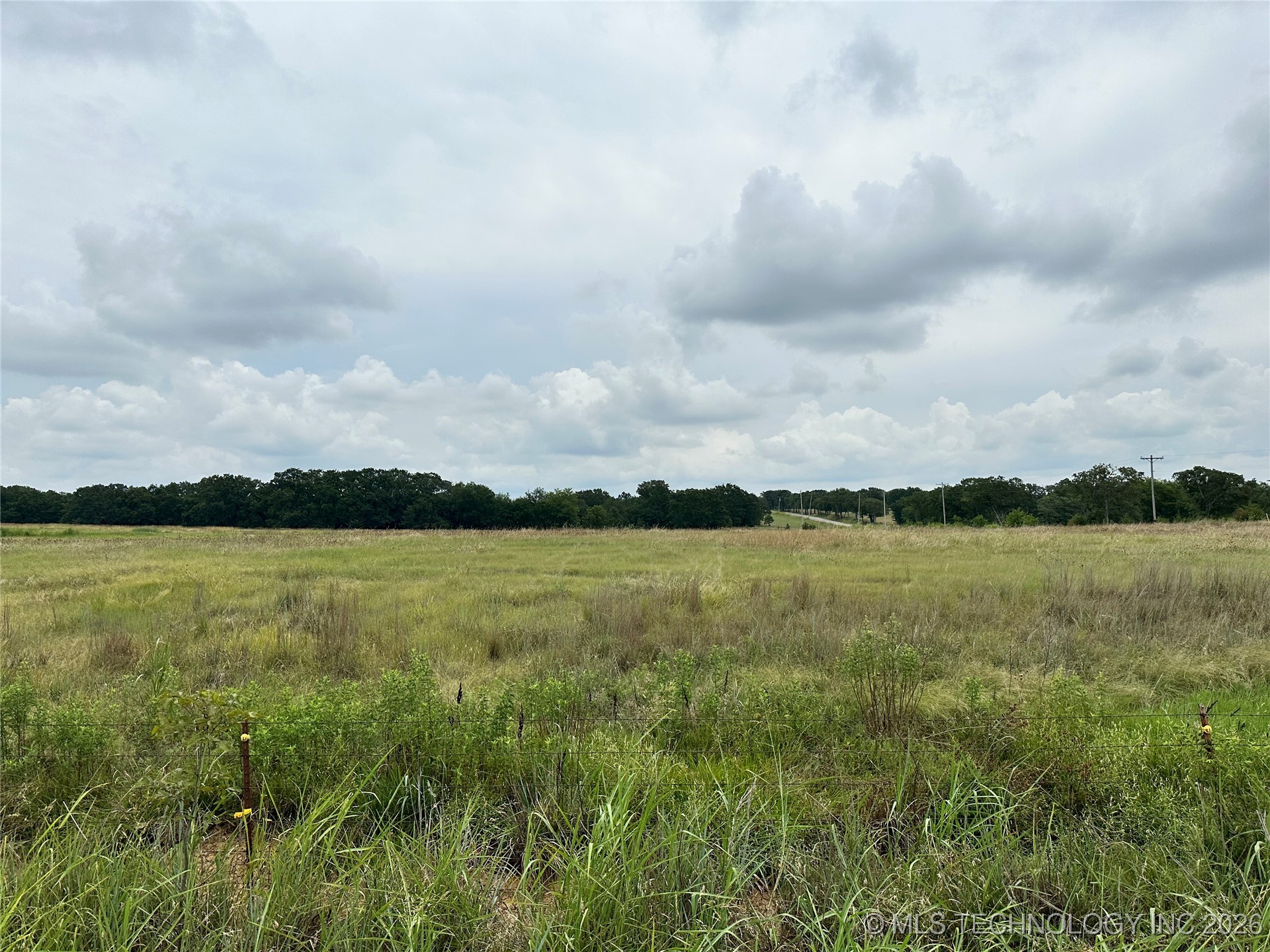 Prairie Valley Road Property Photo 2