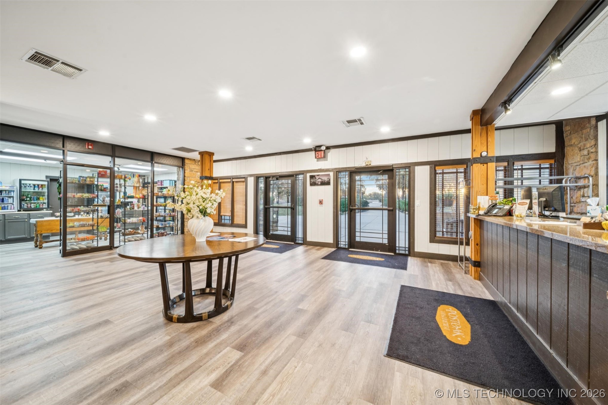 5323 31st Street N Property Photo 12