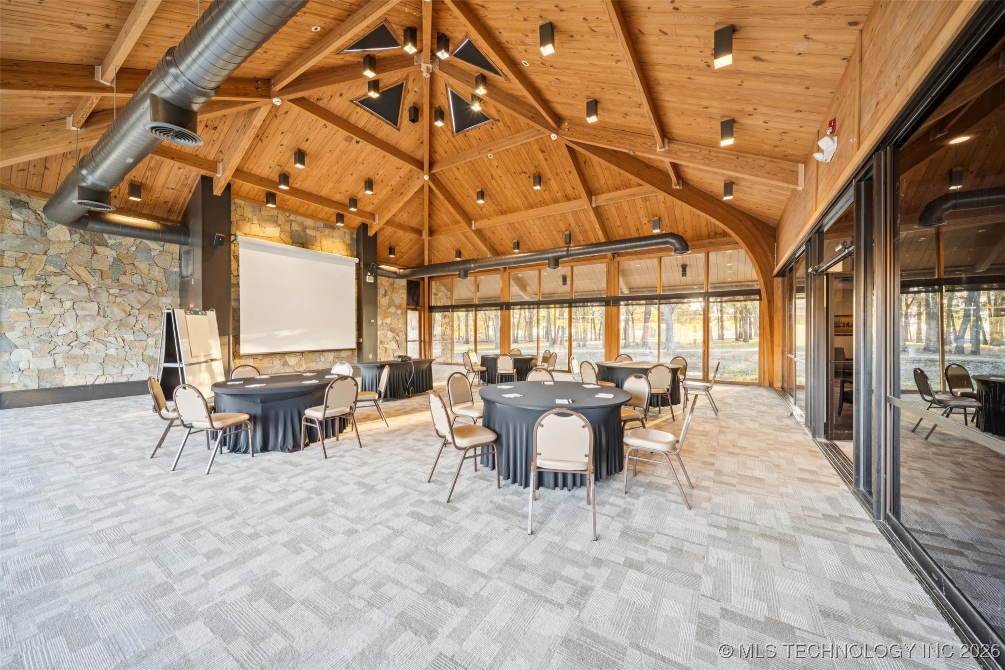 5323 31st Street N Property Photo 17