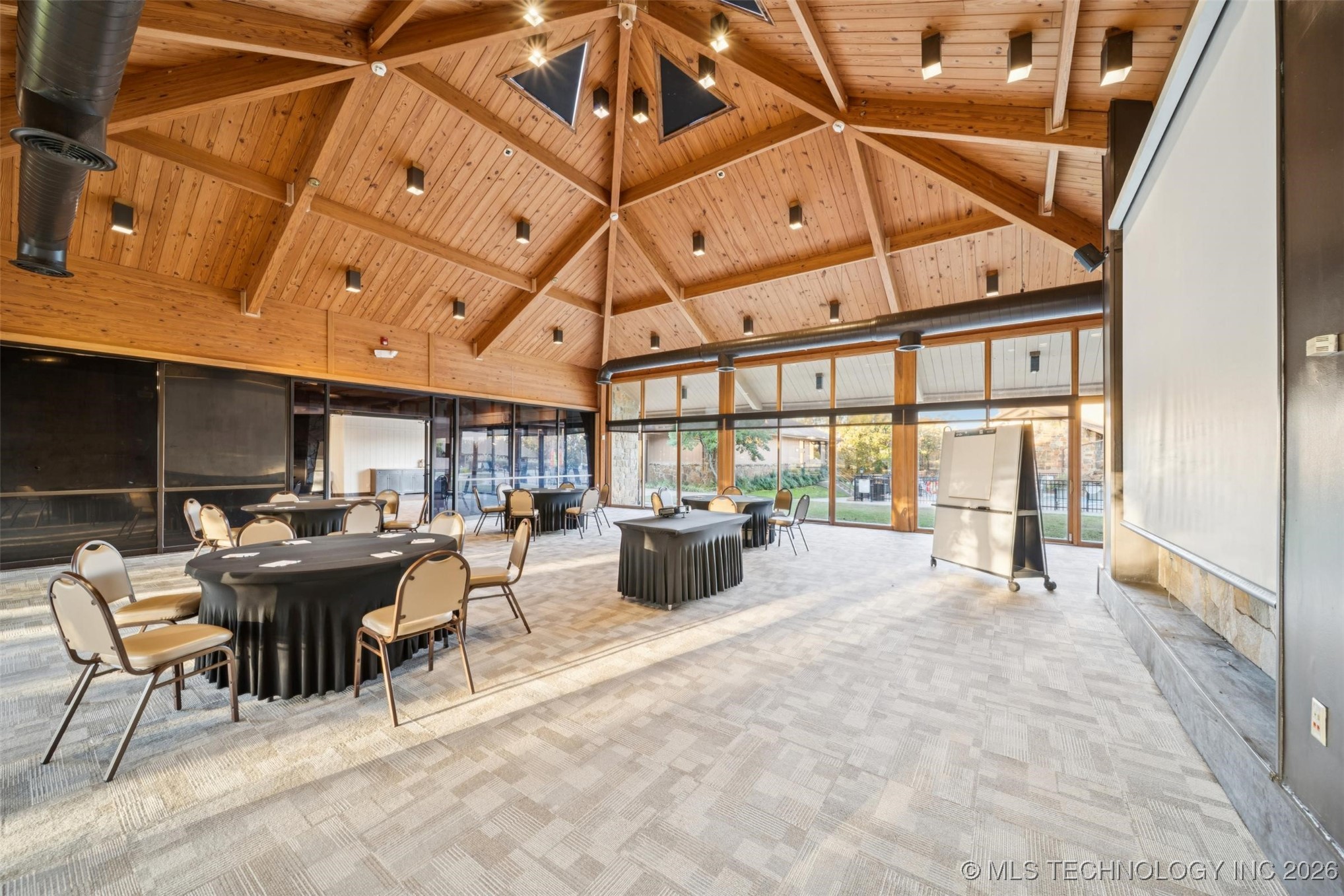 5323 31st Street N Property Photo 18