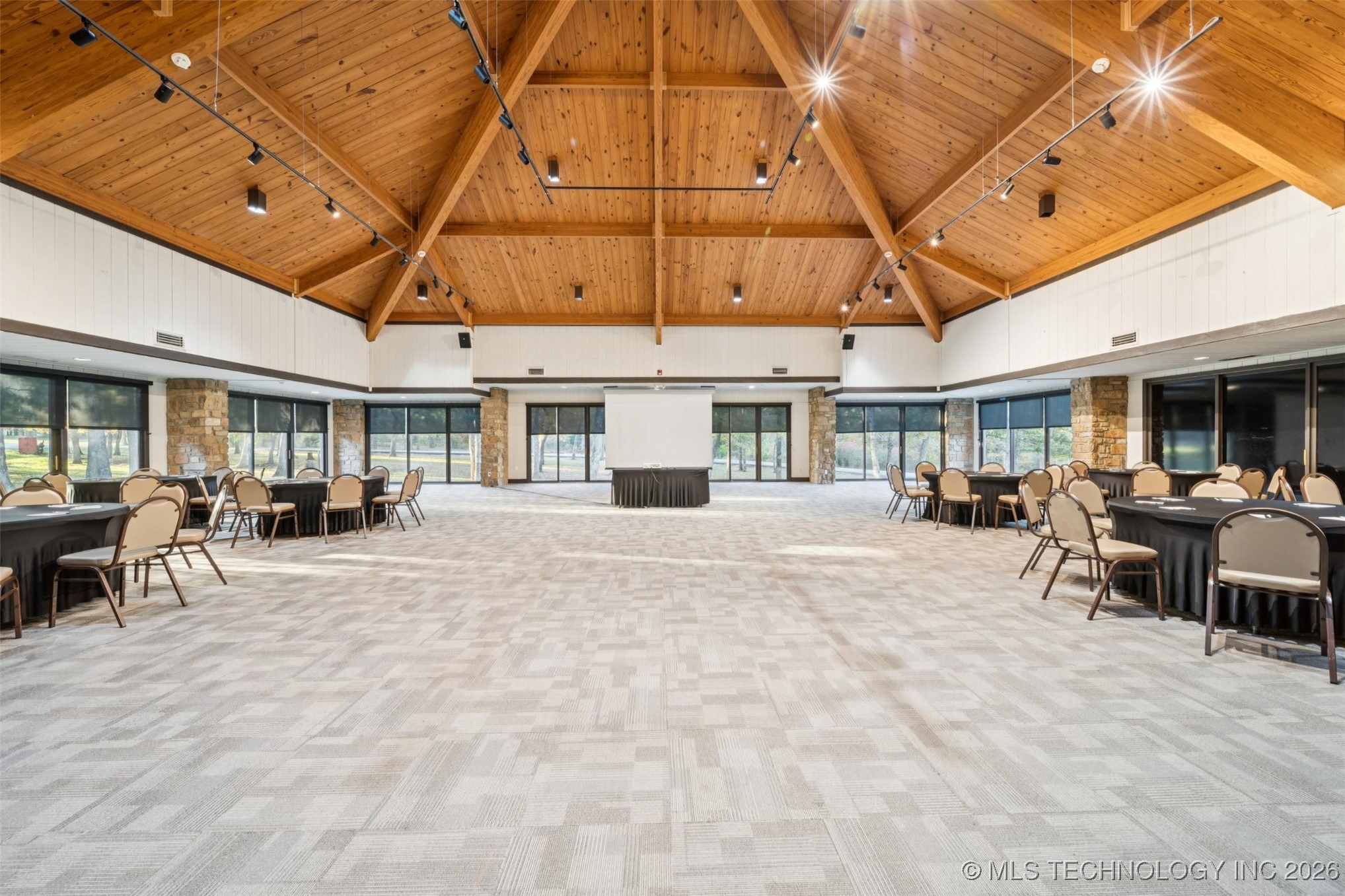 5323 31st Street N Property Photo 20