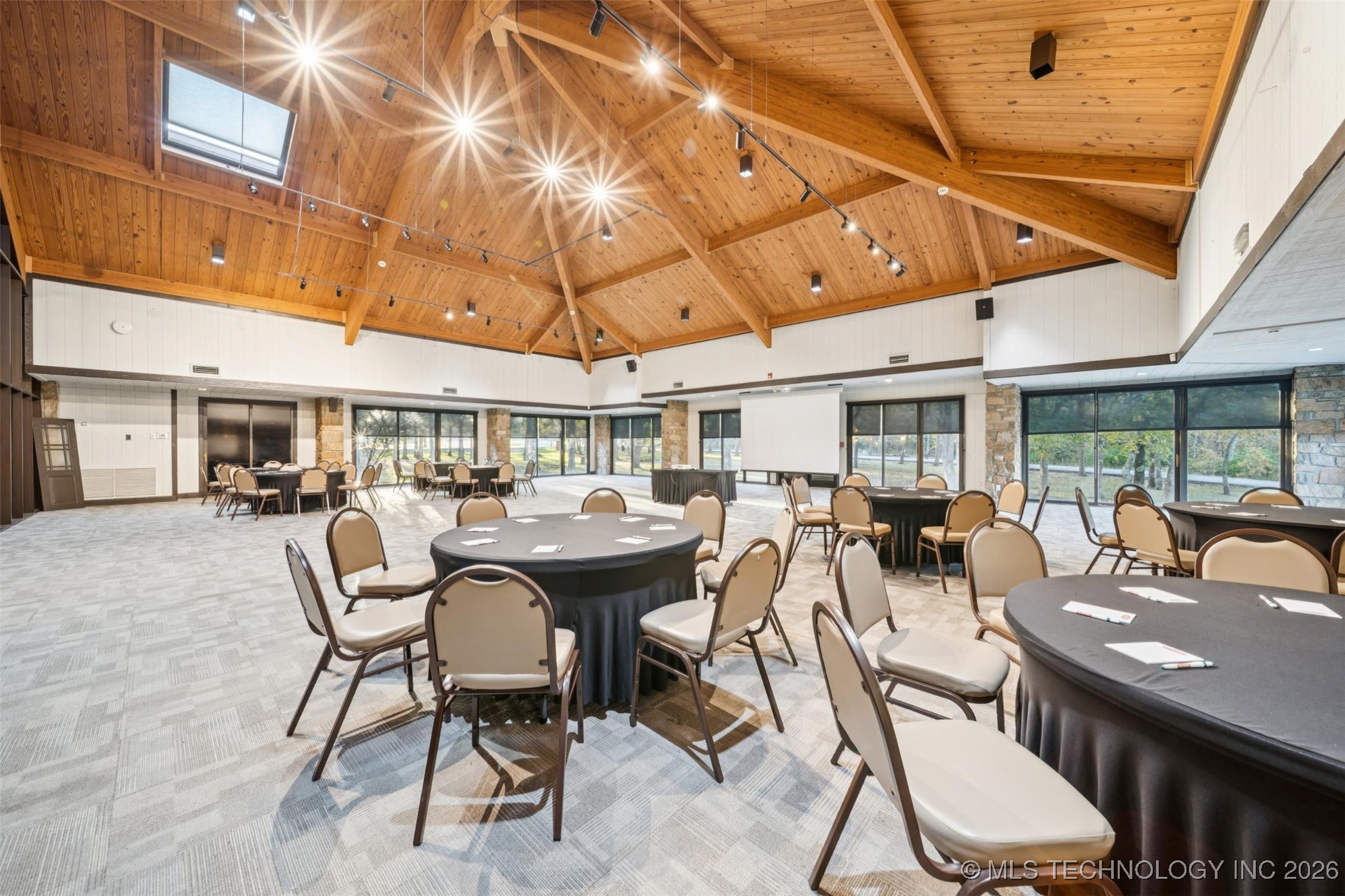 5323 31st Street N Property Photo 21