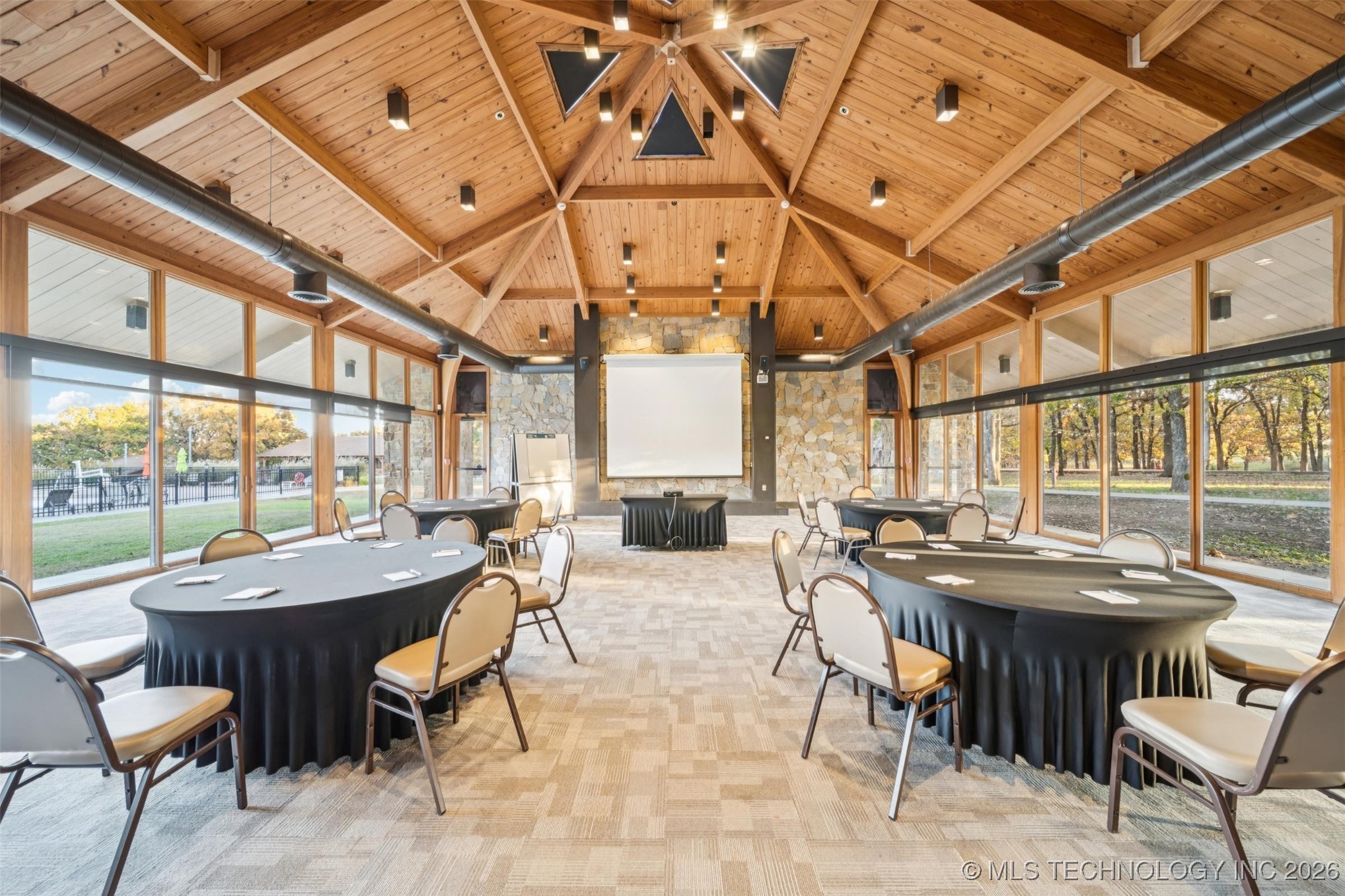 5323 31st Street N Property Photo 23