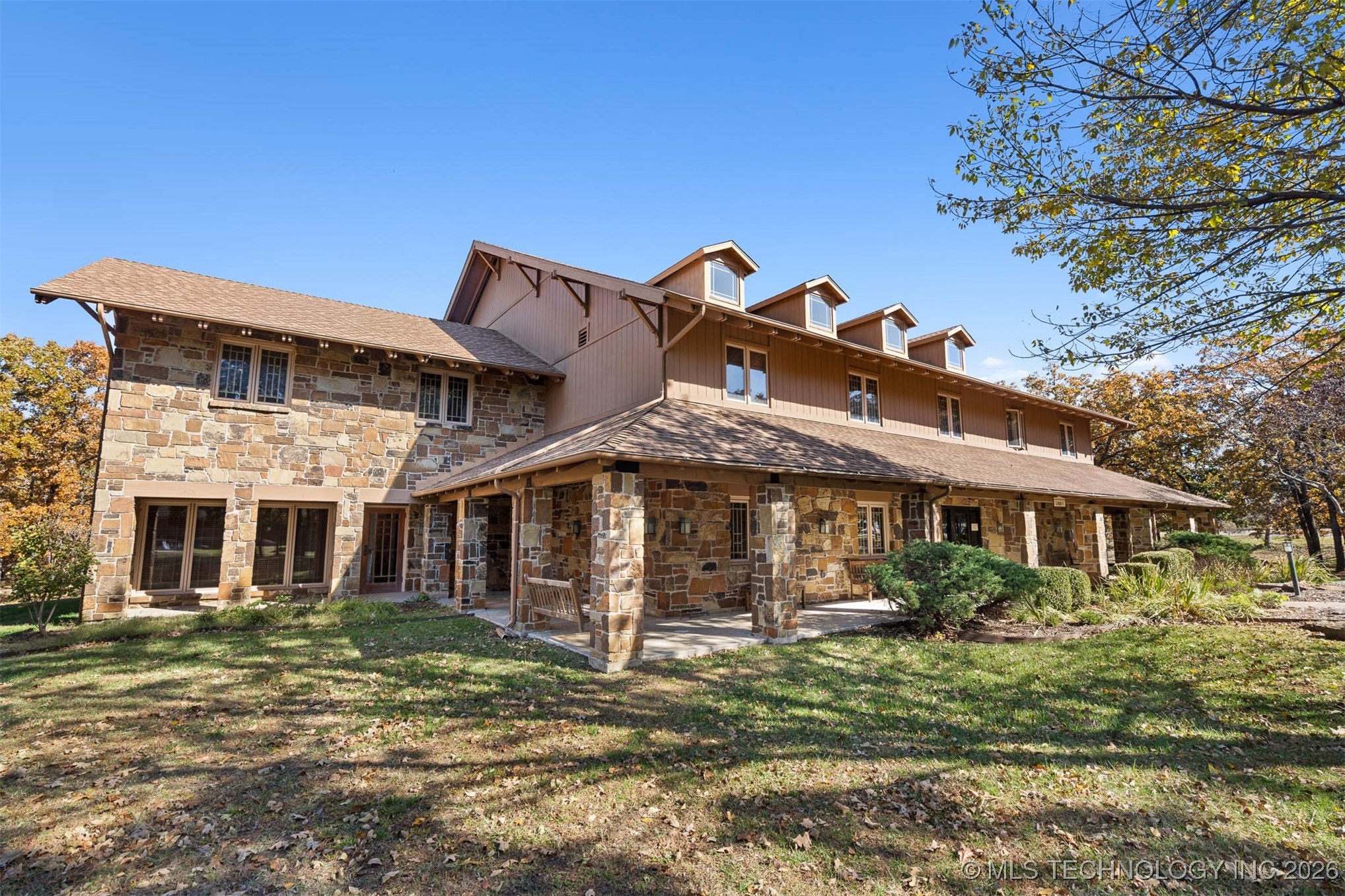 5323 31st Street N Property Photo 58