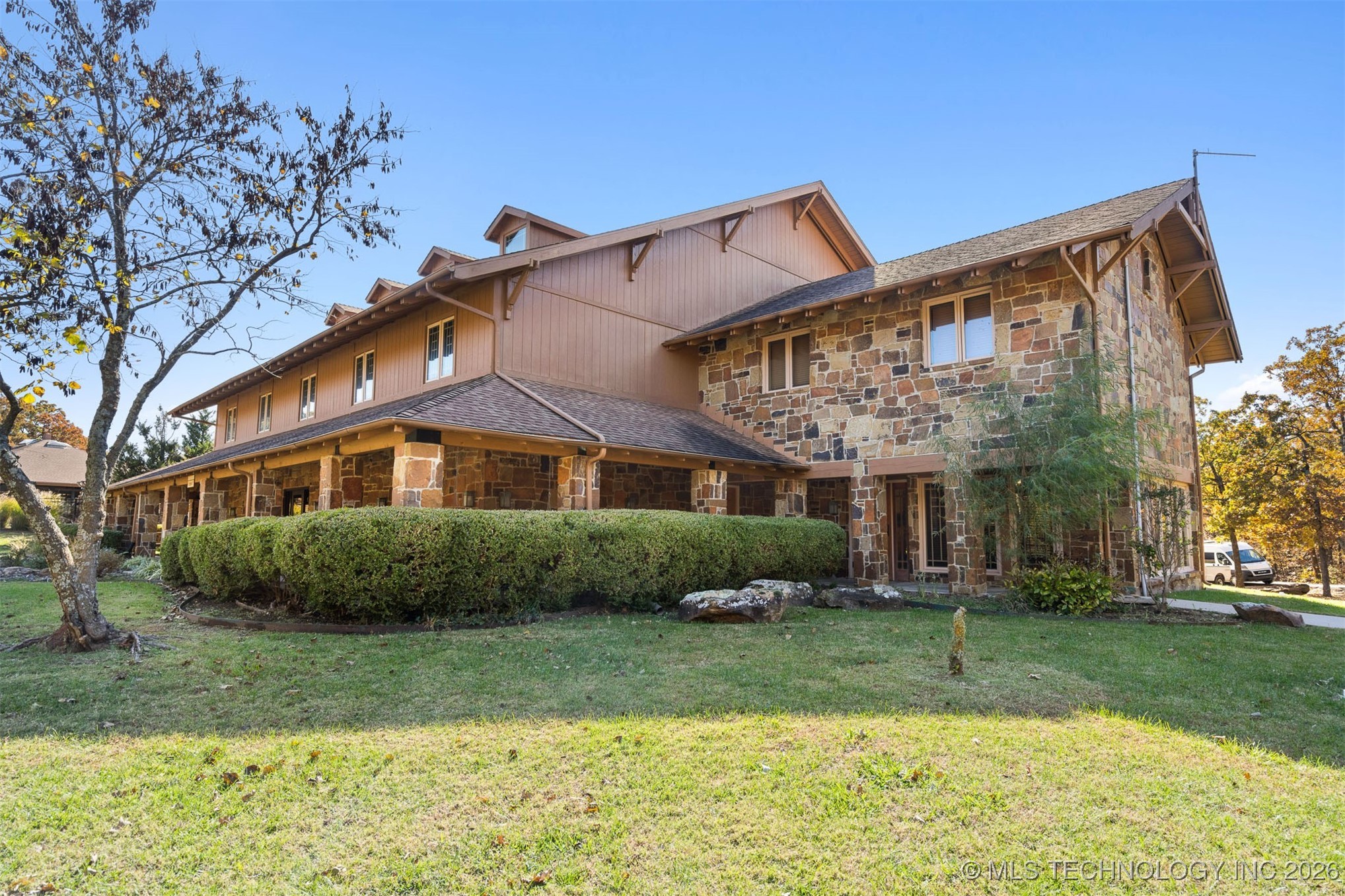 5323 31st Street N Property Photo 59