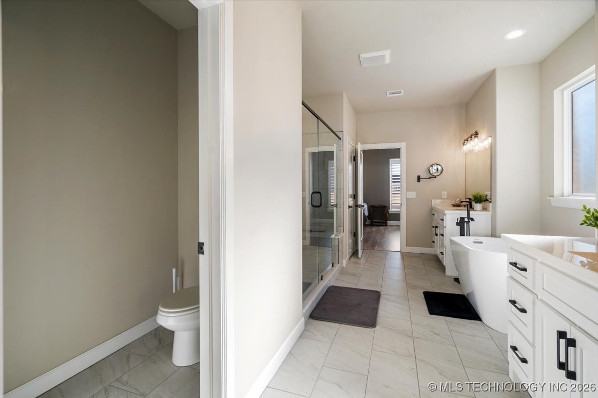 6203 S 307th East Court Property Photo 23