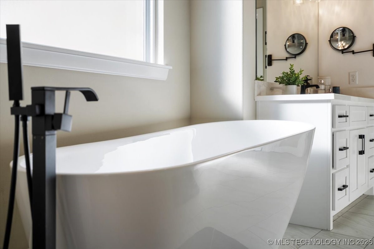 6203 S 307th East Court Property Photo 24