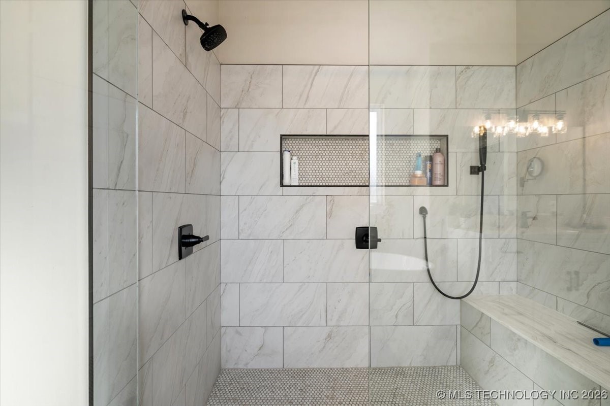 6203 S 307th East Court Property Photo 25