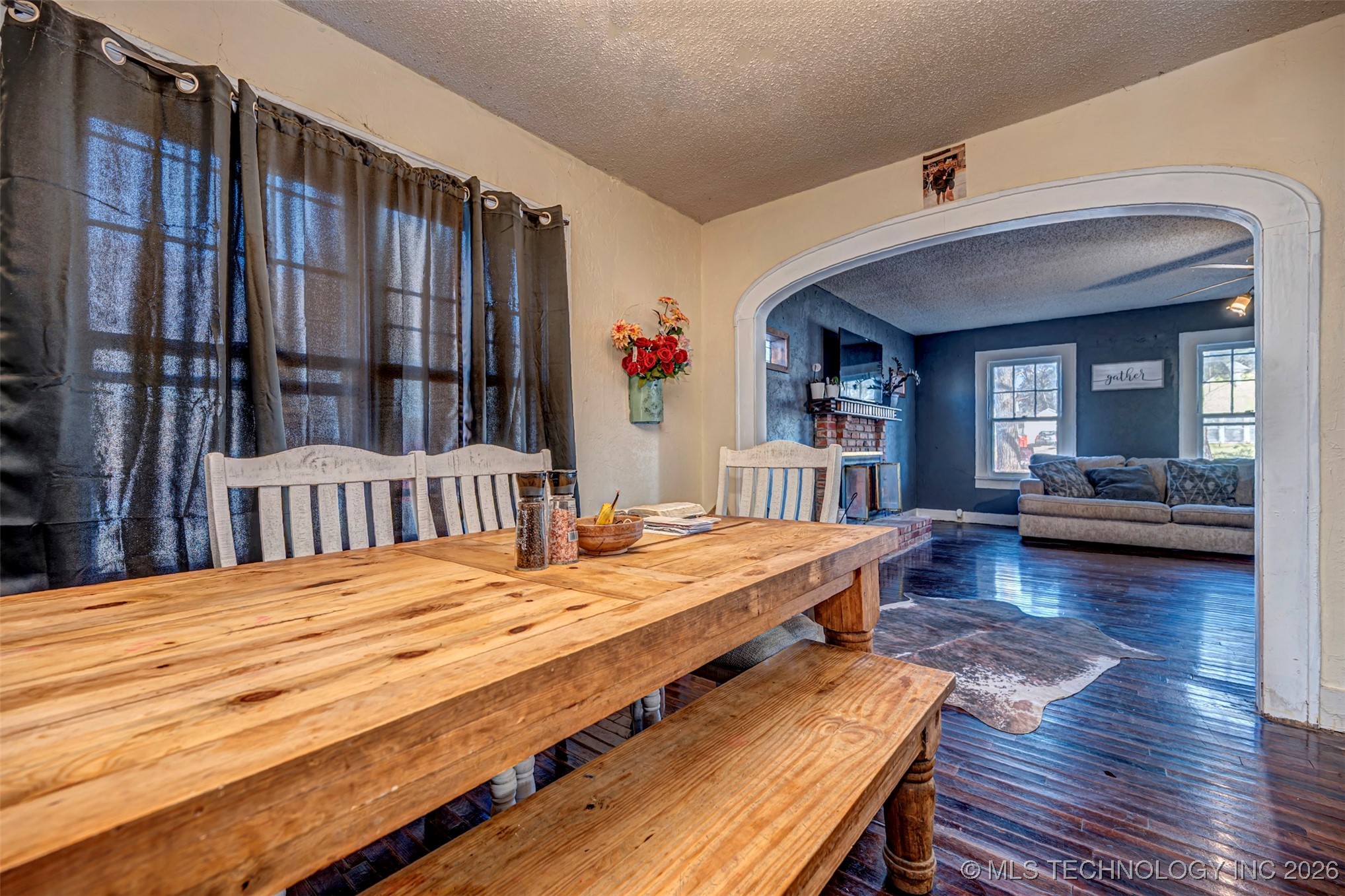 425 E Park Avenue Property Photo 10