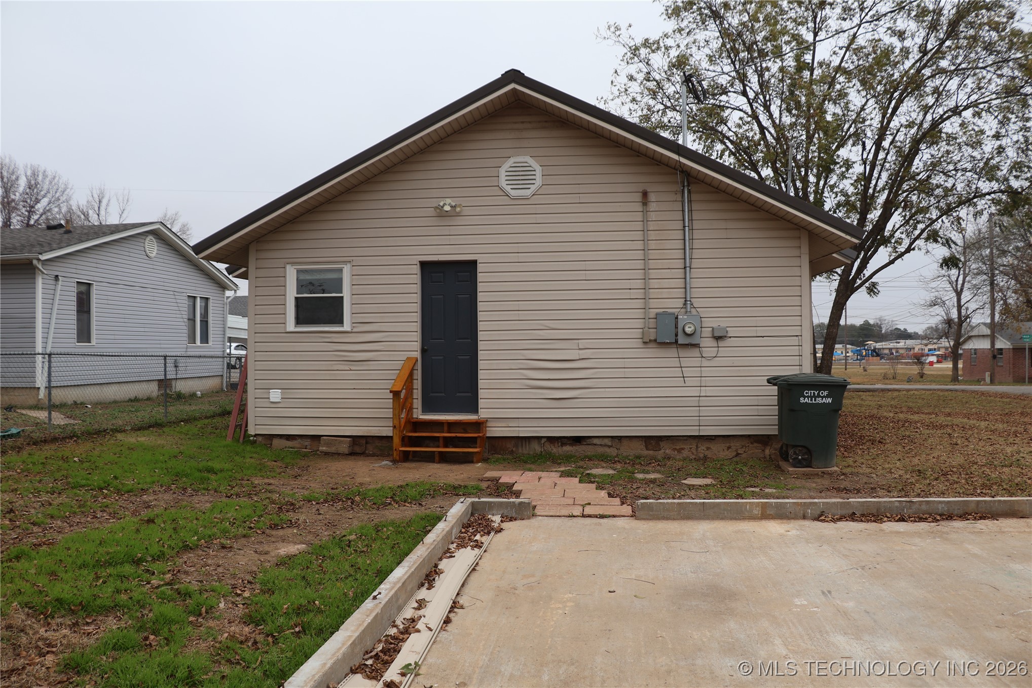 801 N Main Street Property Photo 19