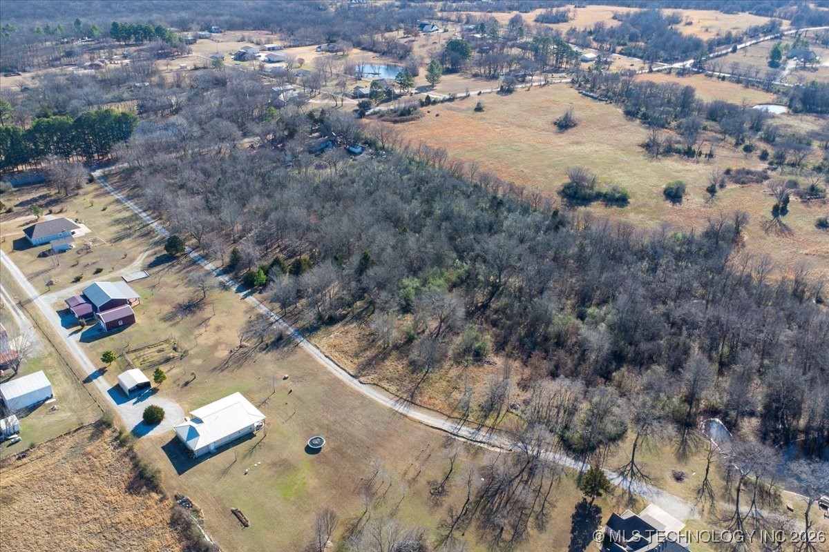 0003 S 4130 Road Property Photo 10