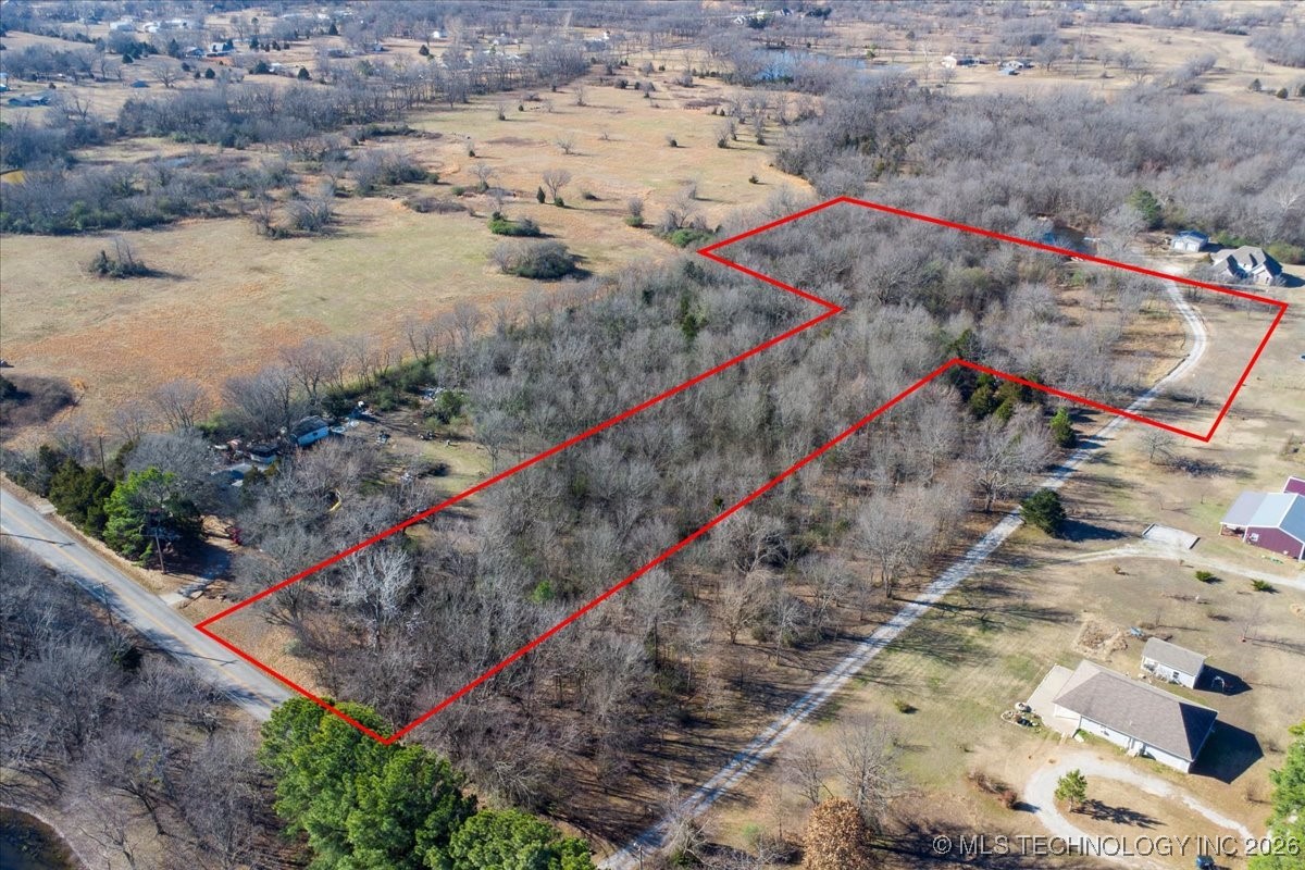 0003 S 4130 Road Property Photo 15