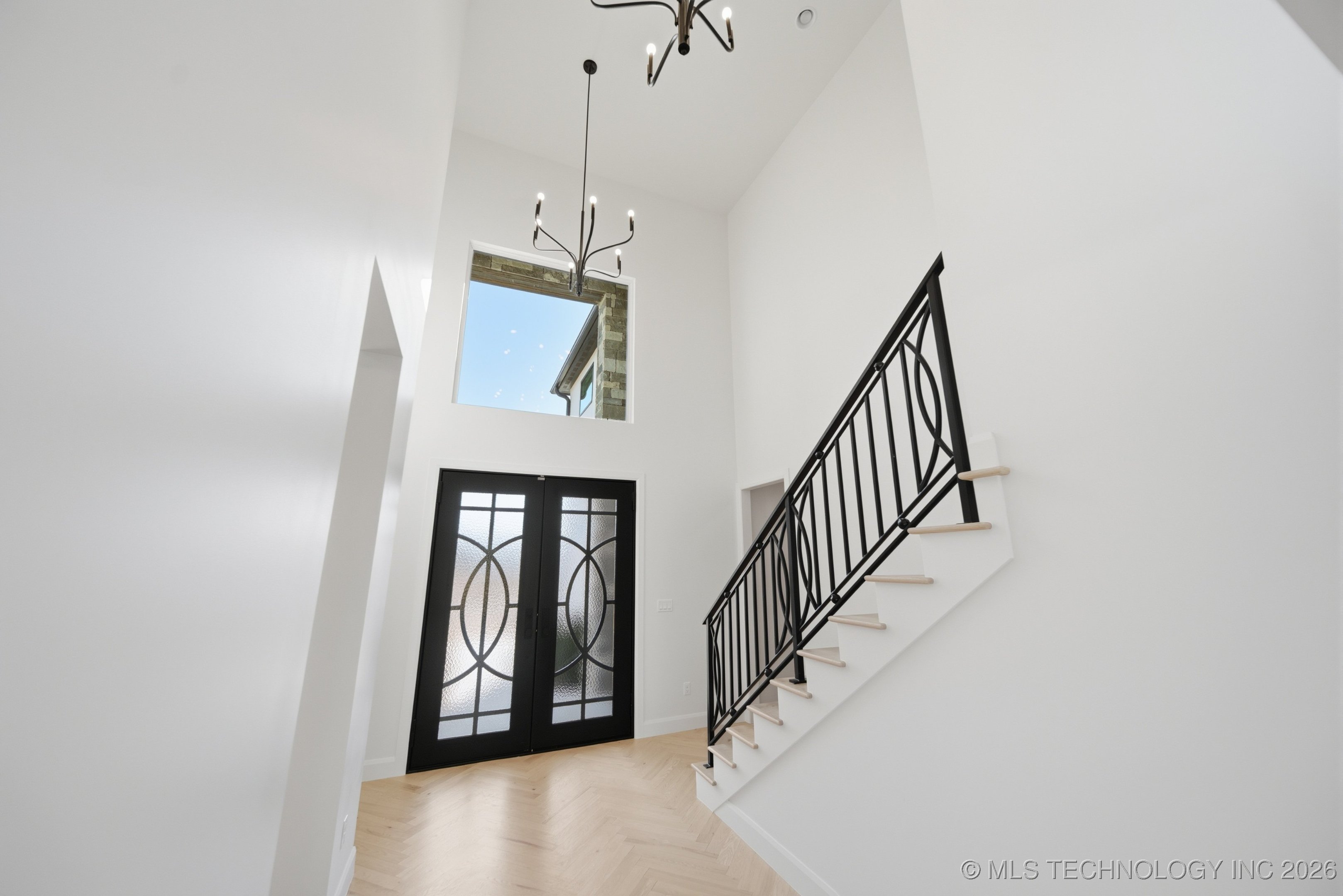 6711 E 153rd Street S Property Photo 5