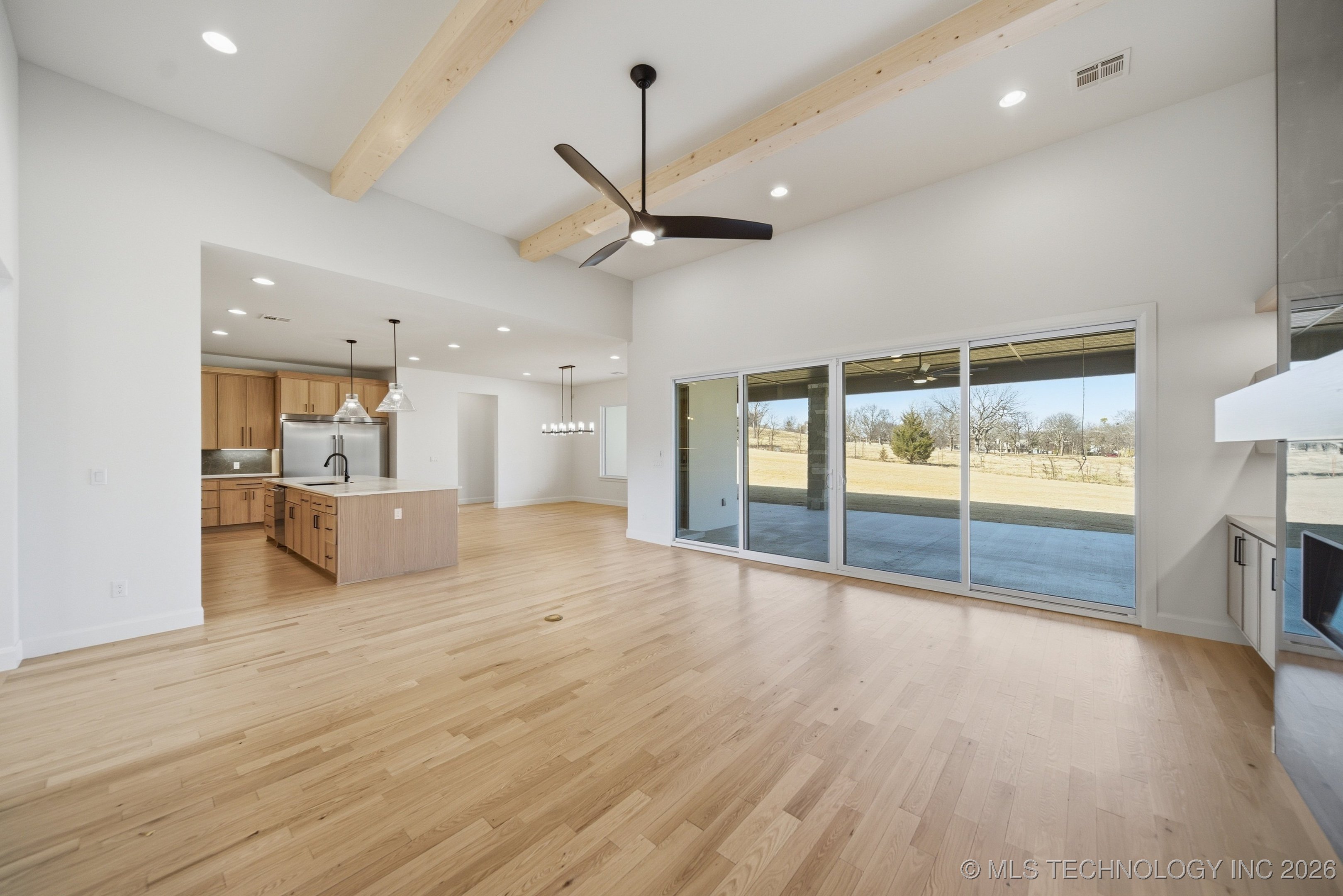 6711 E 153rd Street S Property Photo 8