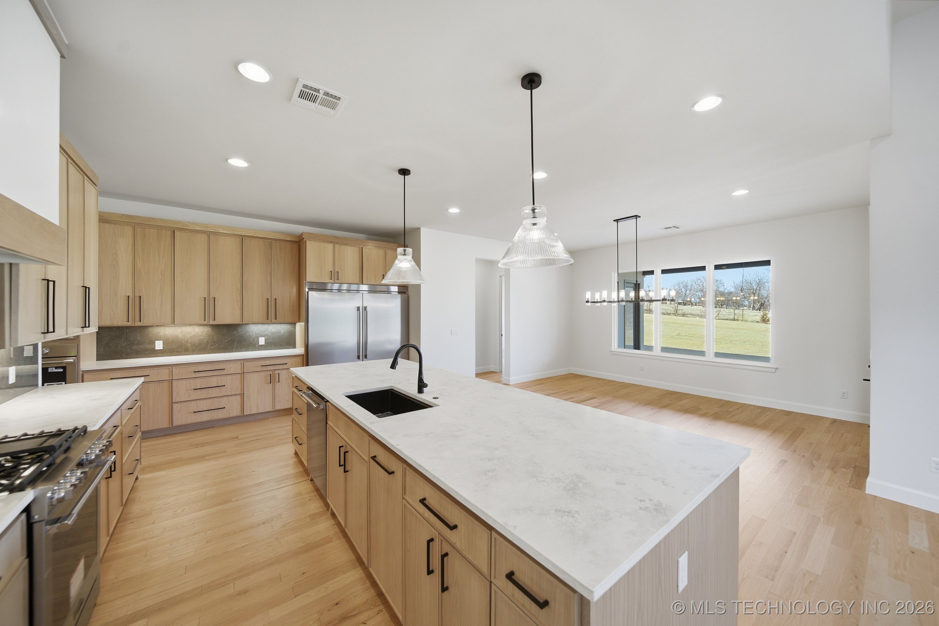 6711 E 153rd Street S Property Photo 10