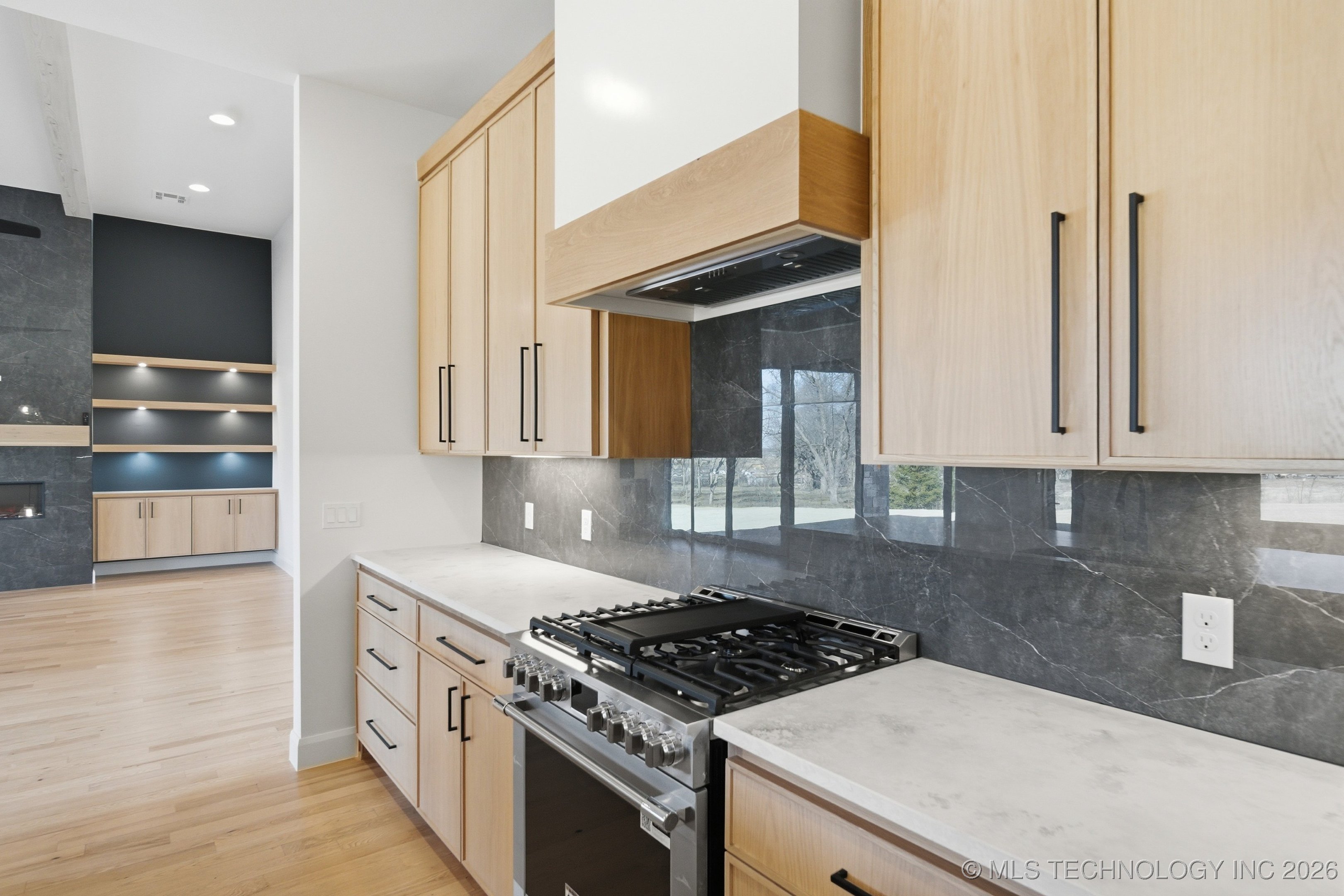 6711 E 153rd Street S Property Photo 11