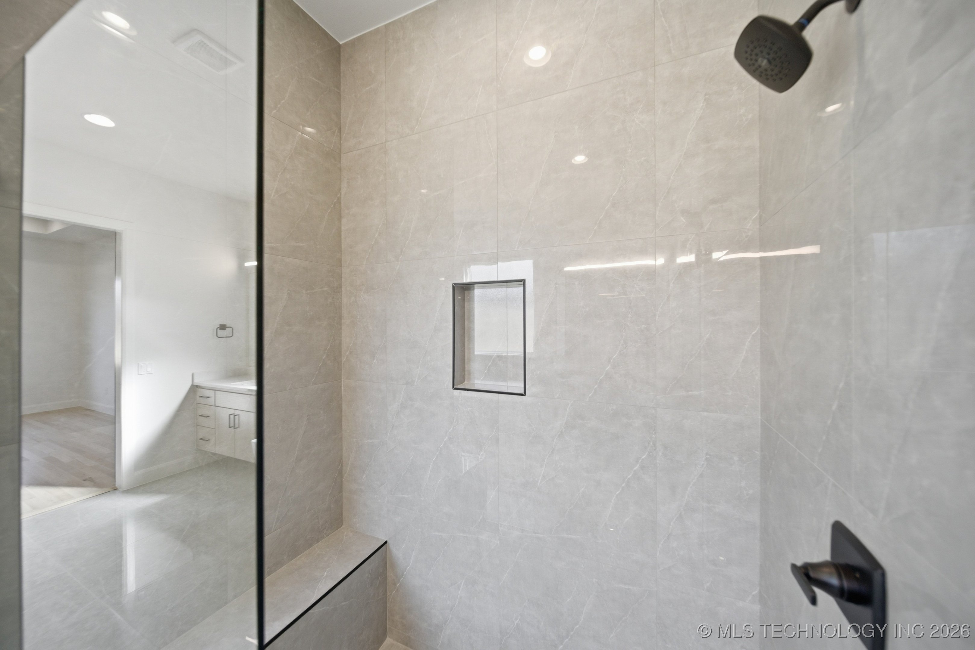 6711 E 153rd Street S Property Photo 20