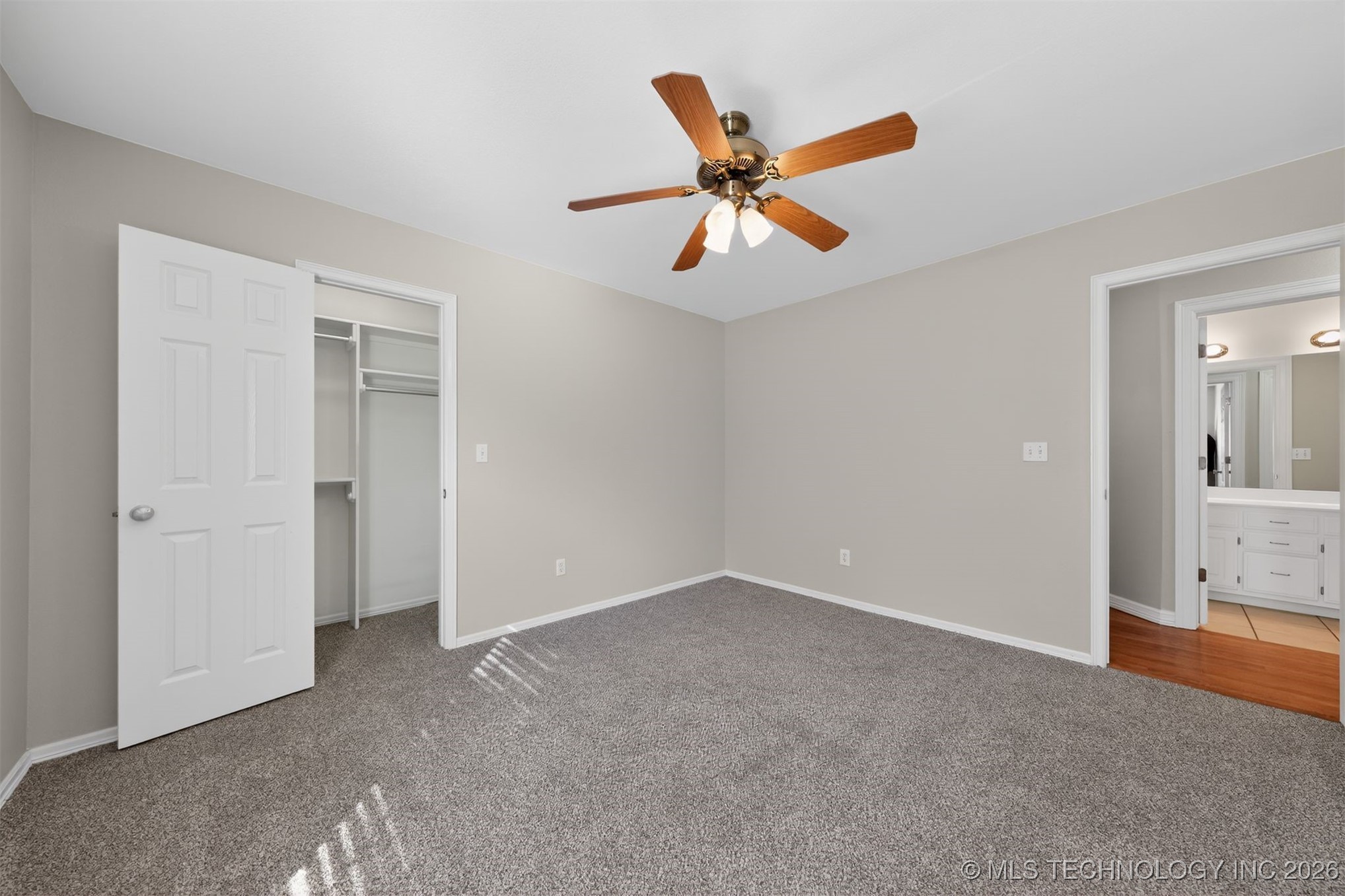 1907 W Rockport Place Property Photo 20