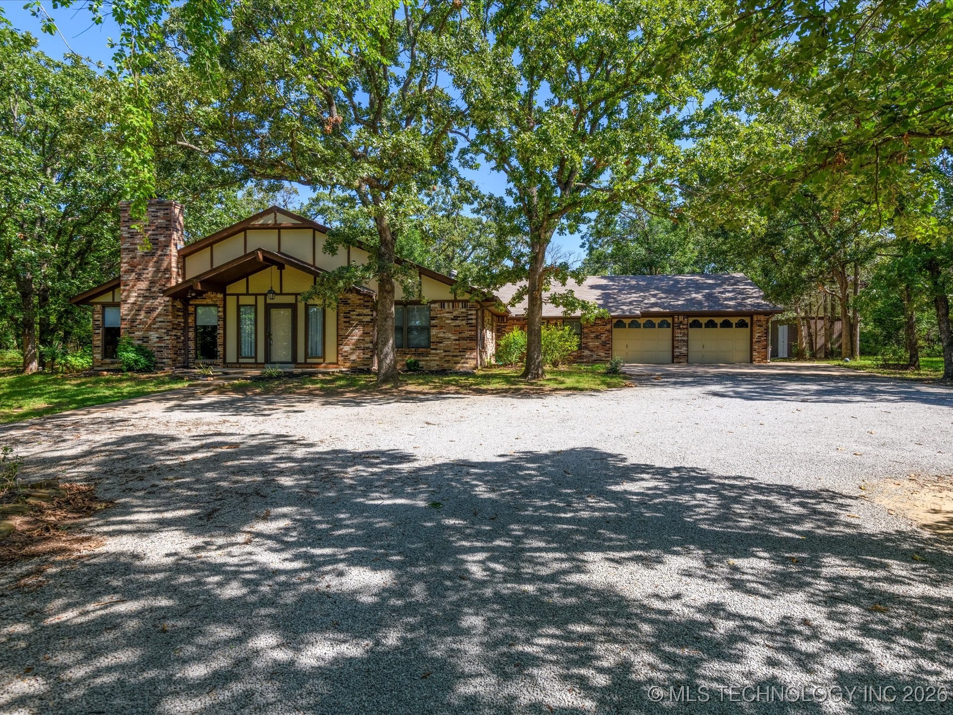 214 Edna Mae Lane Property Photo 2