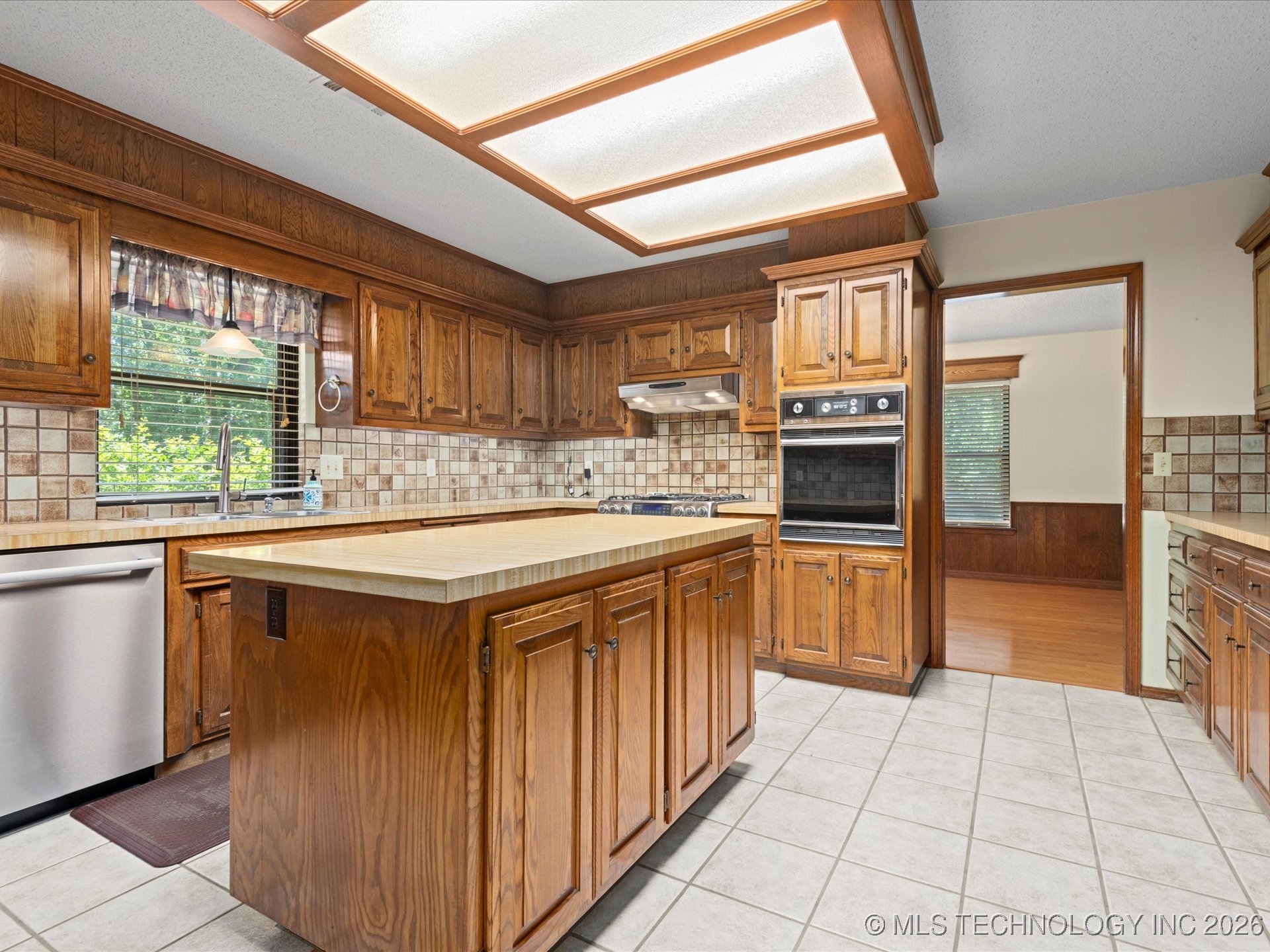 214 Edna Mae Lane Property Photo 7