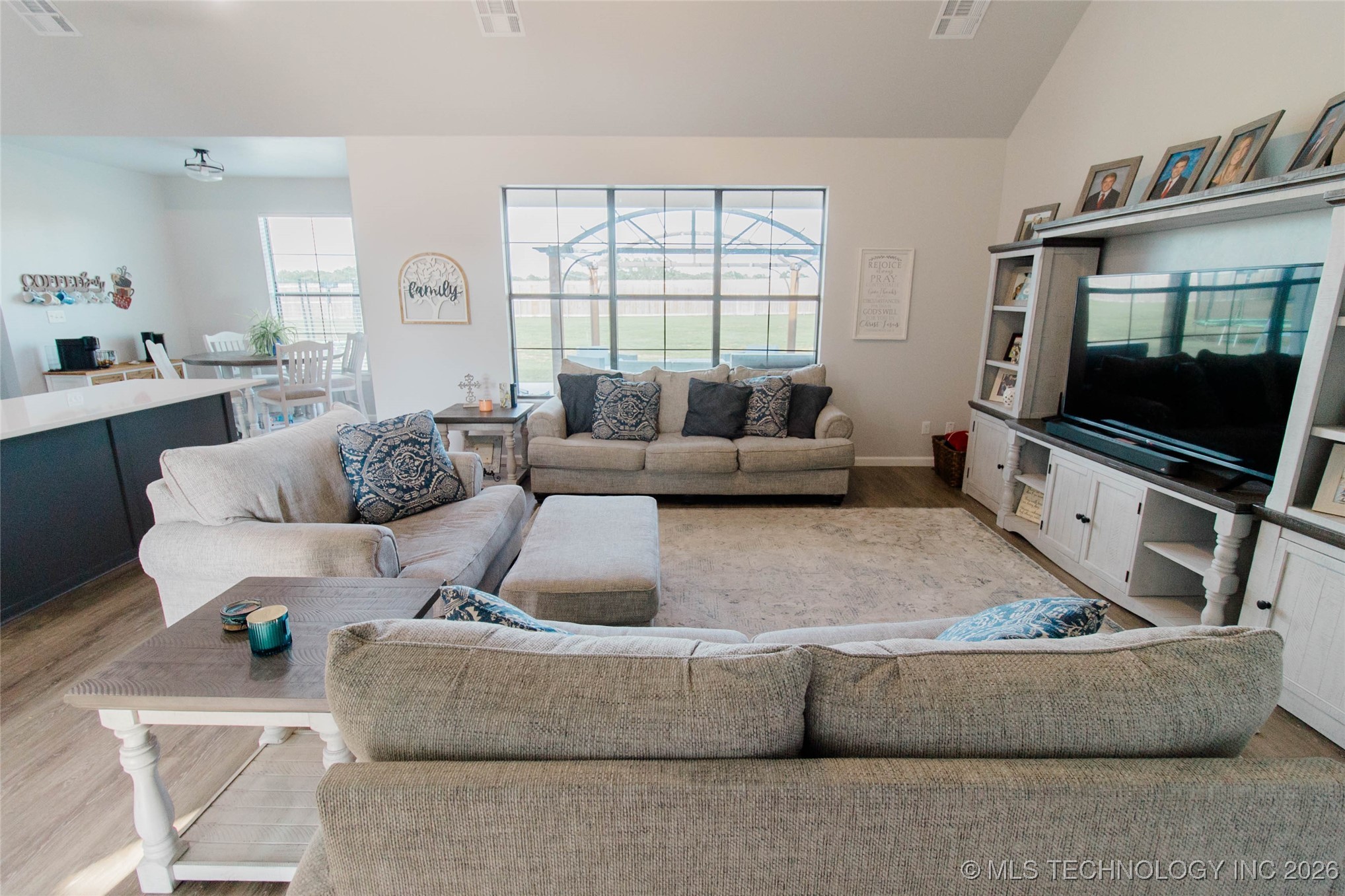 11940 County Road 3513 Property Photo 4