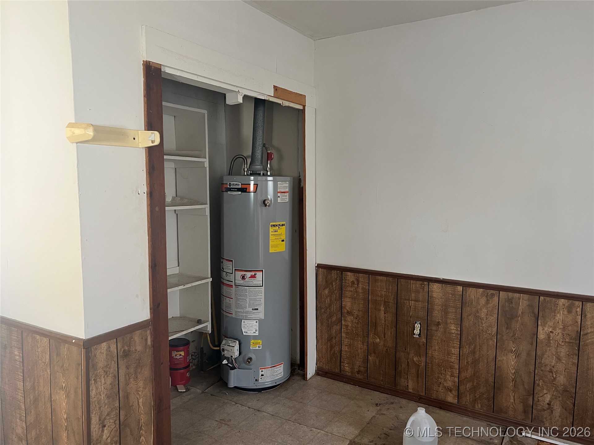 710 Randal Street Property Photo 3