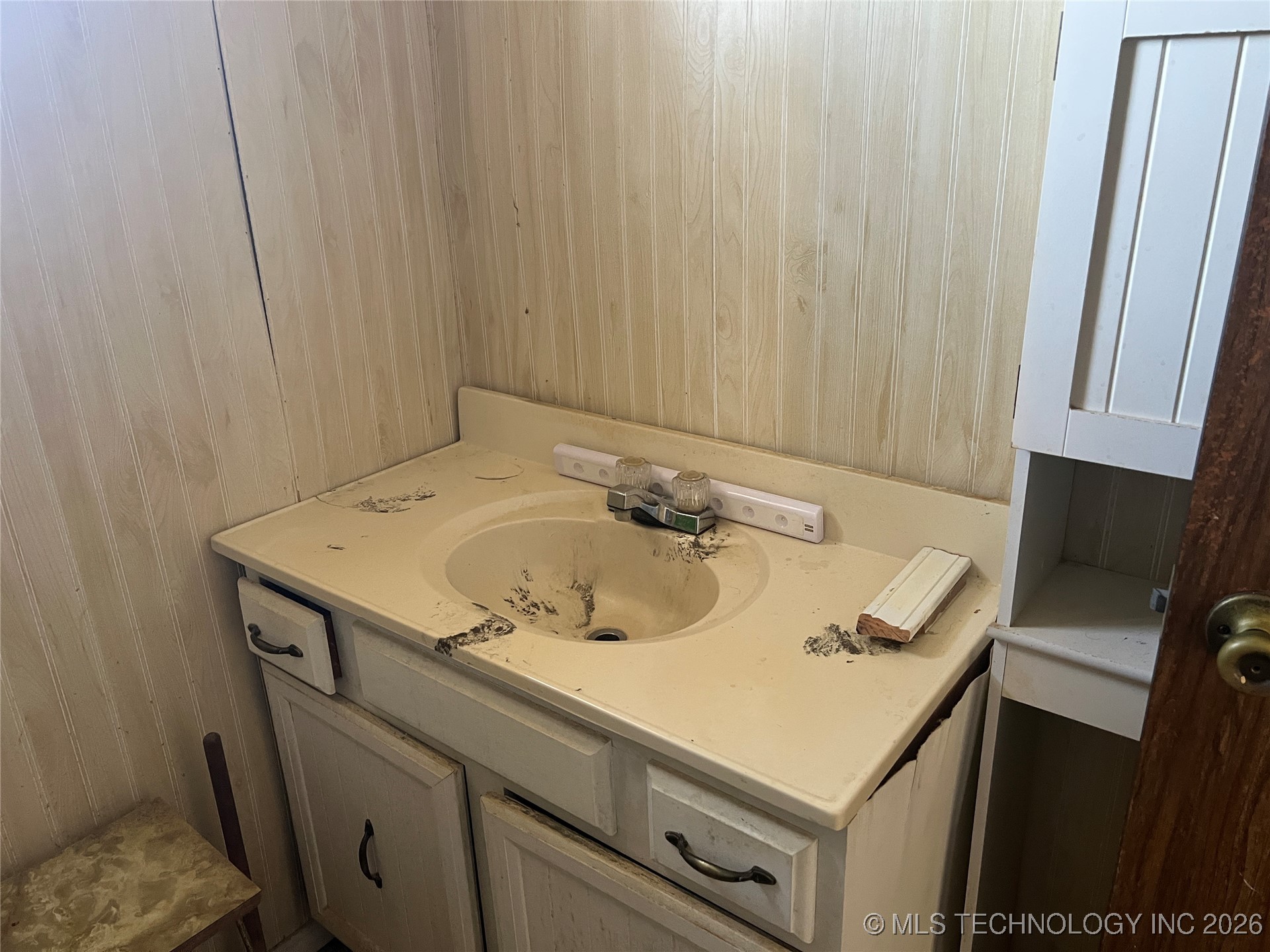 710 Randal Street Property Photo 12