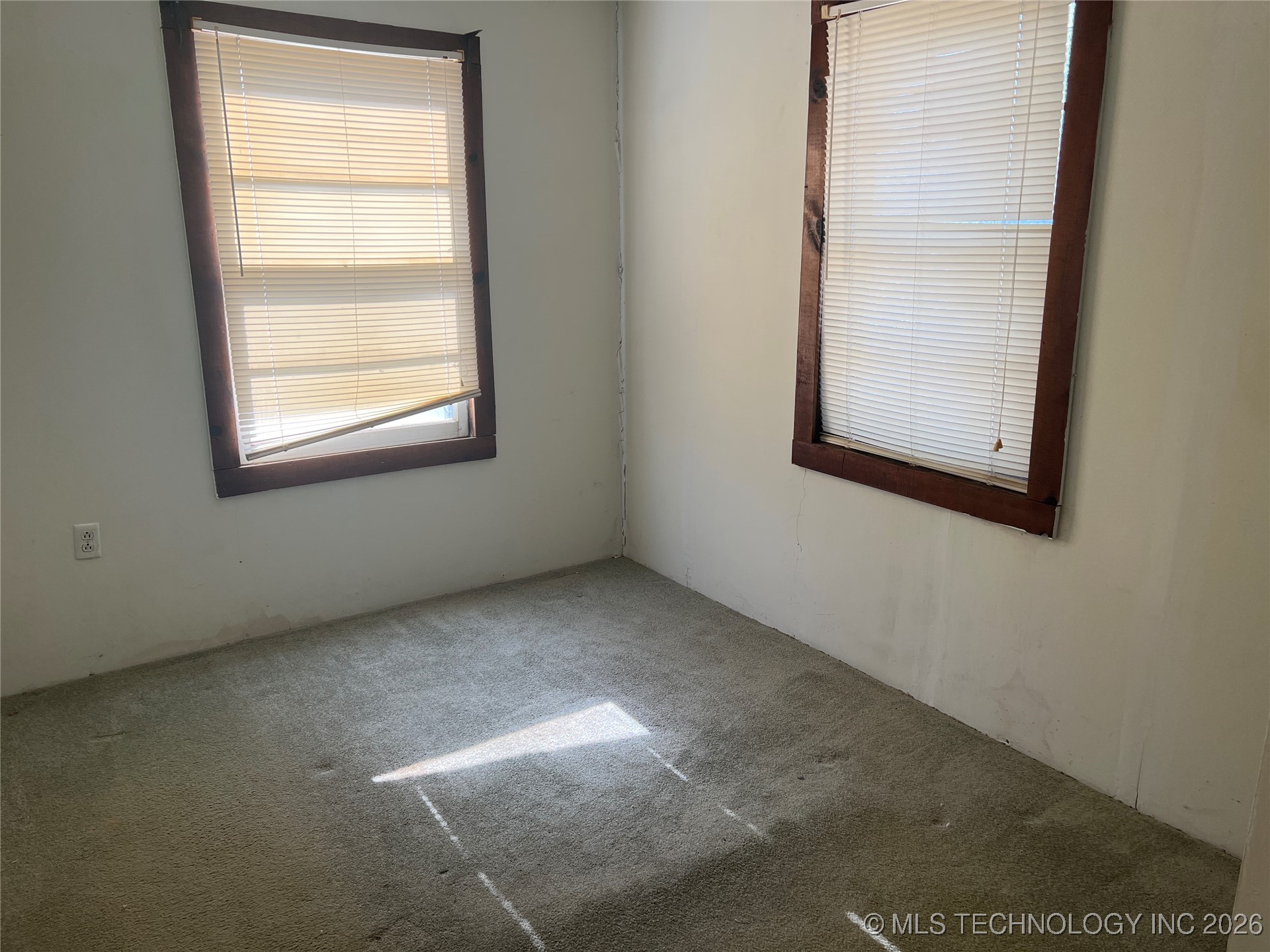 710 Randal Street Property Photo 15