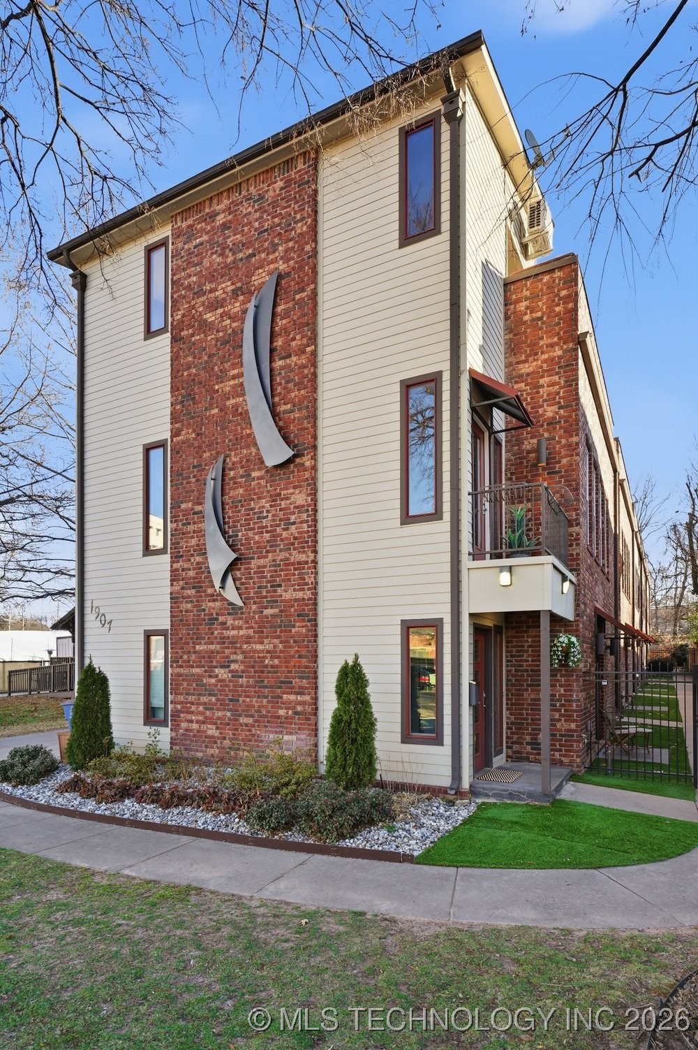 1907 S Boston Avenue A Property Photo 1