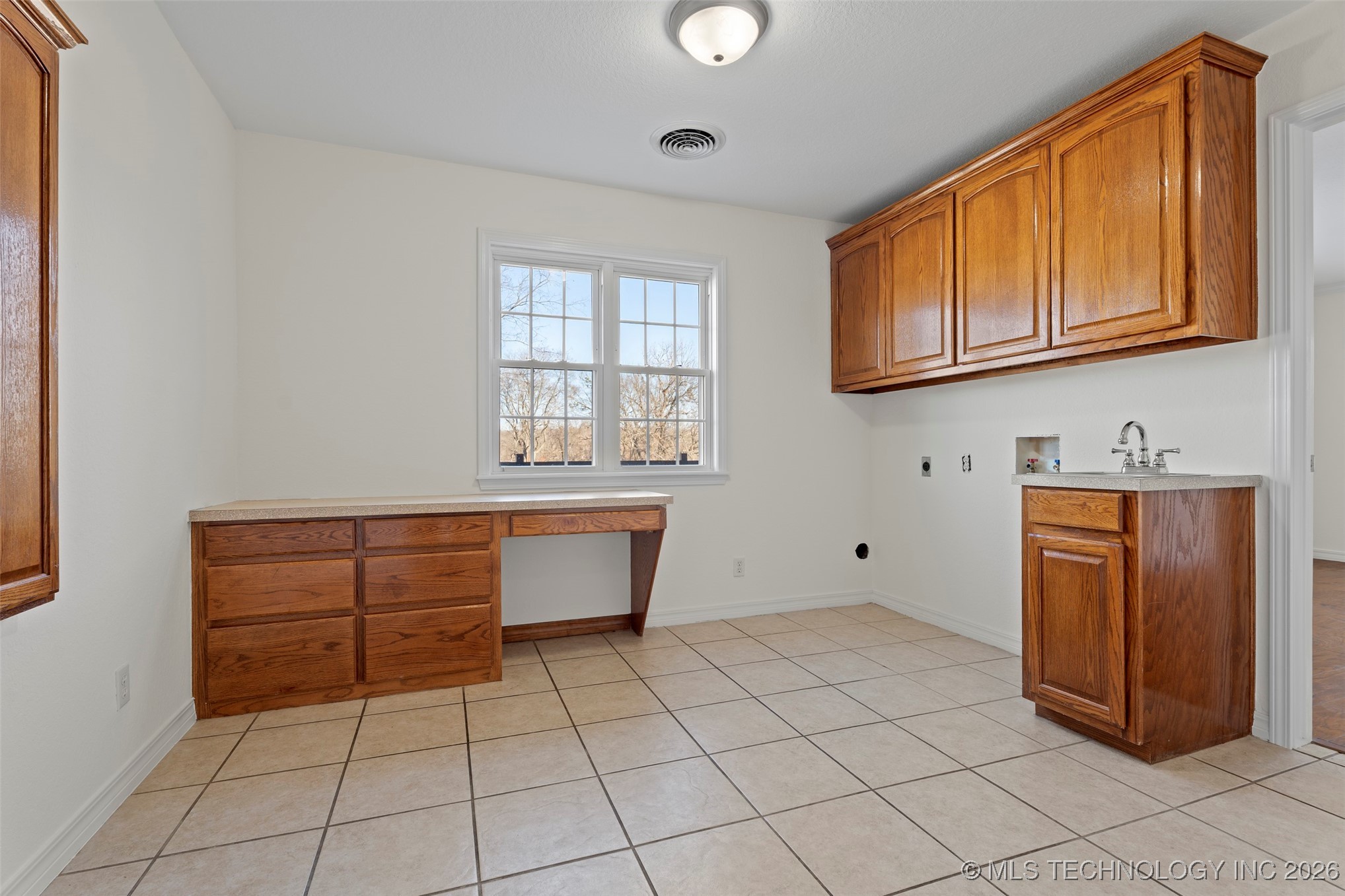 17837 E Brady Street Property Photo 21