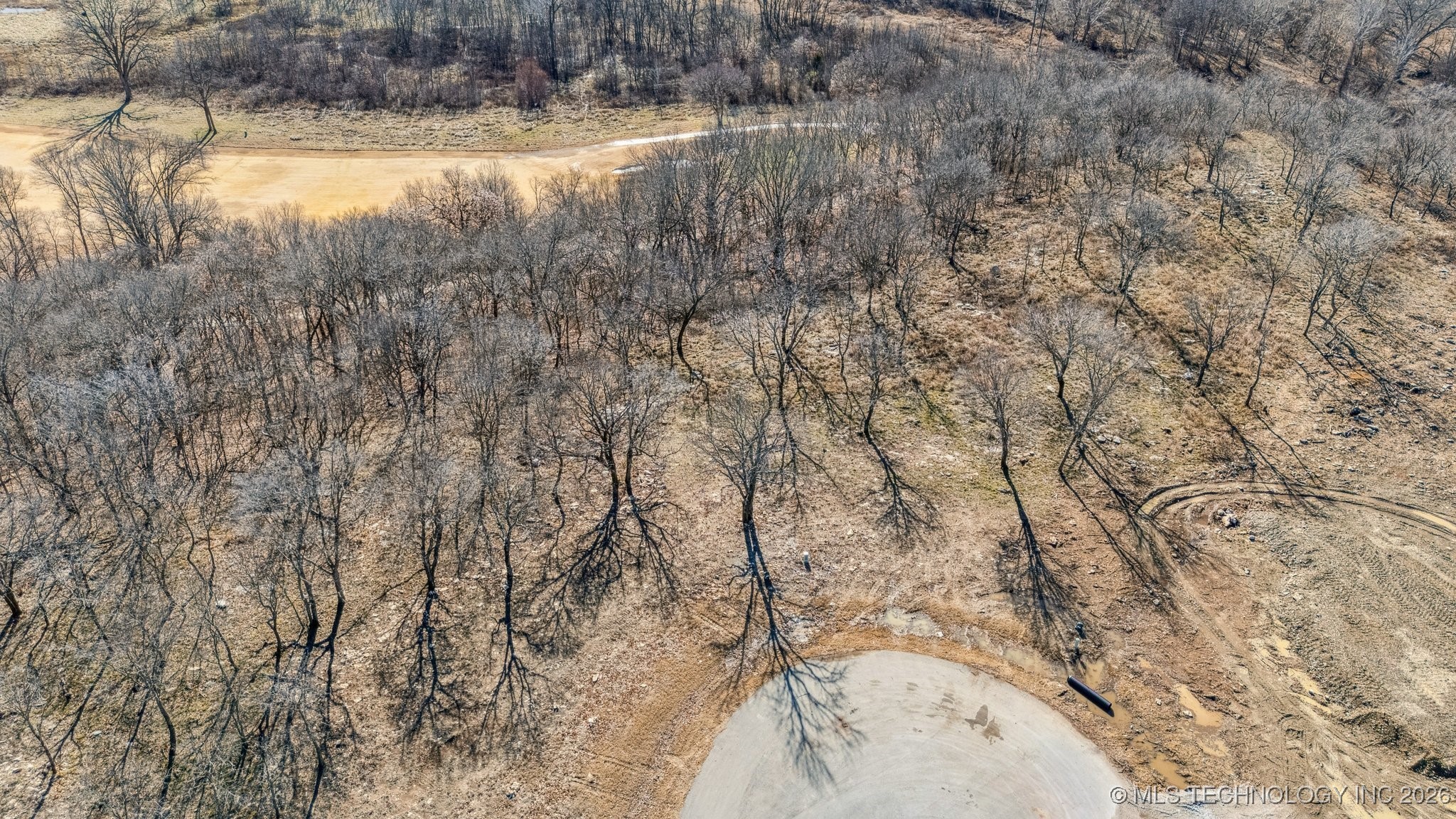 5827 N Eagle Road Property Photo 6