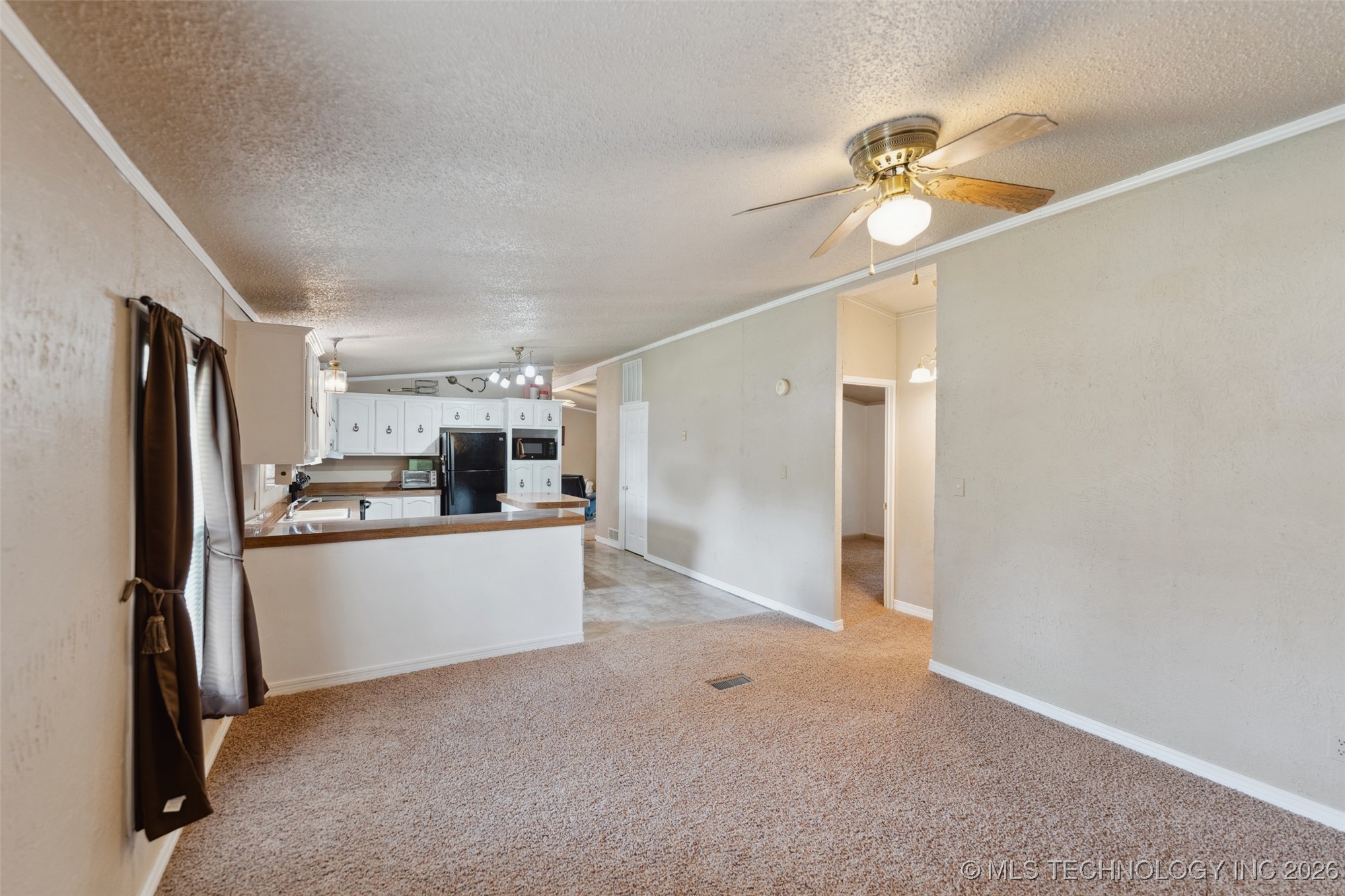 5038 E 422 Road Property Photo 15