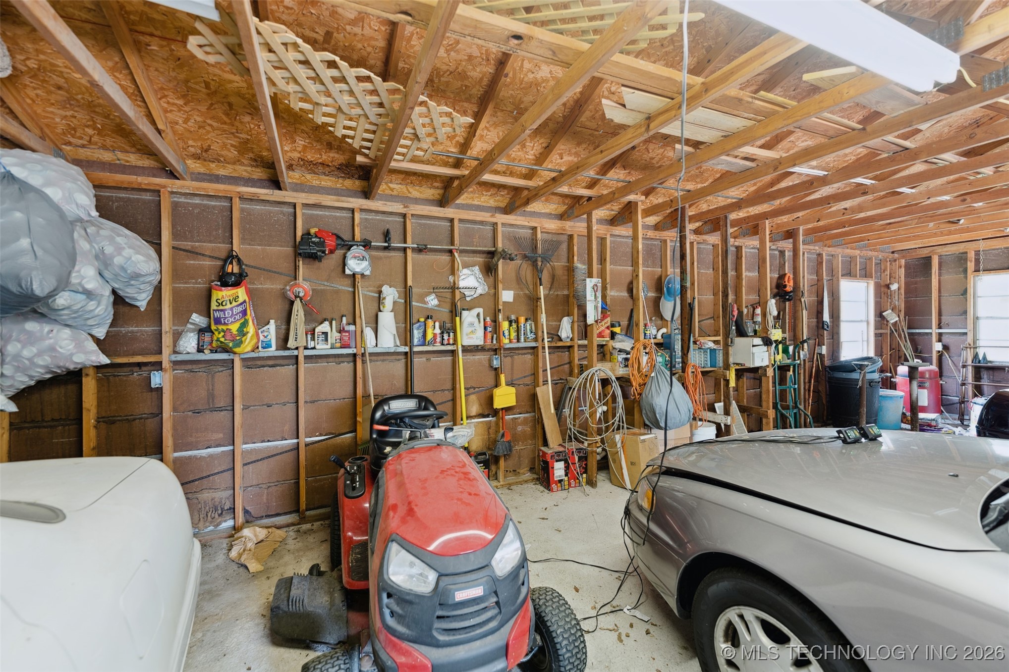 5038 E 422 Road Property Photo 28