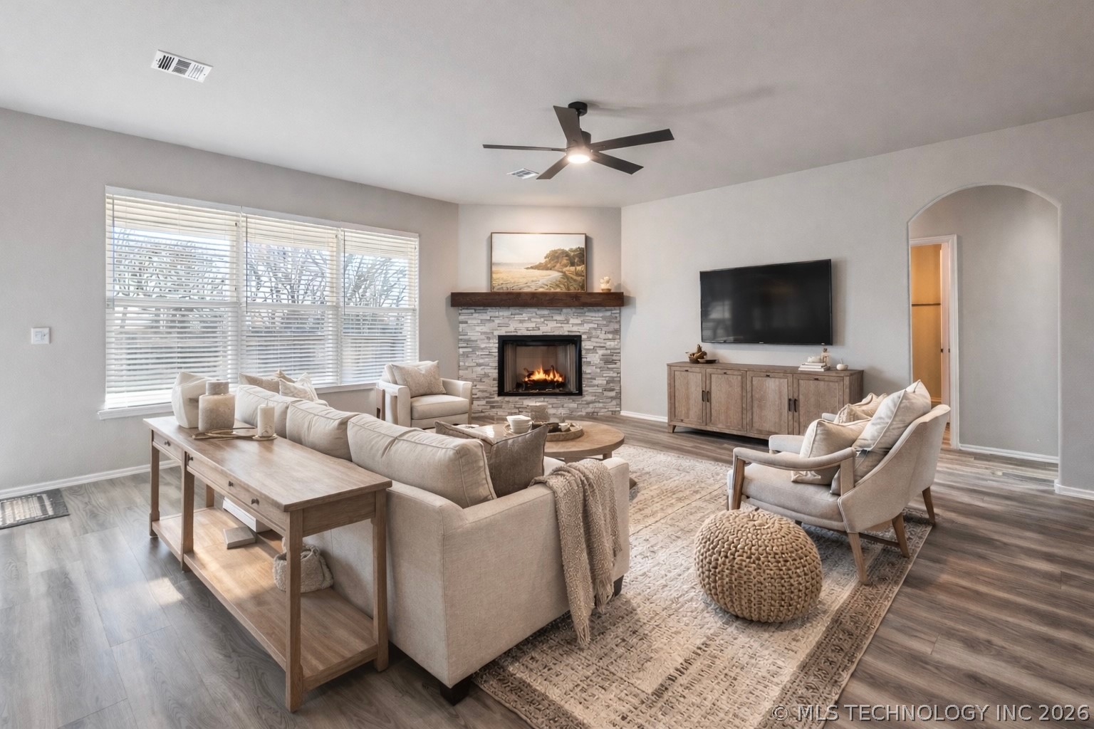 2721 S 8th Street Property Photo 7