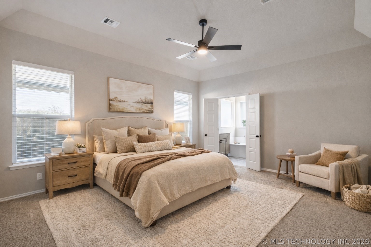 2721 S 8th Street Property Photo 8