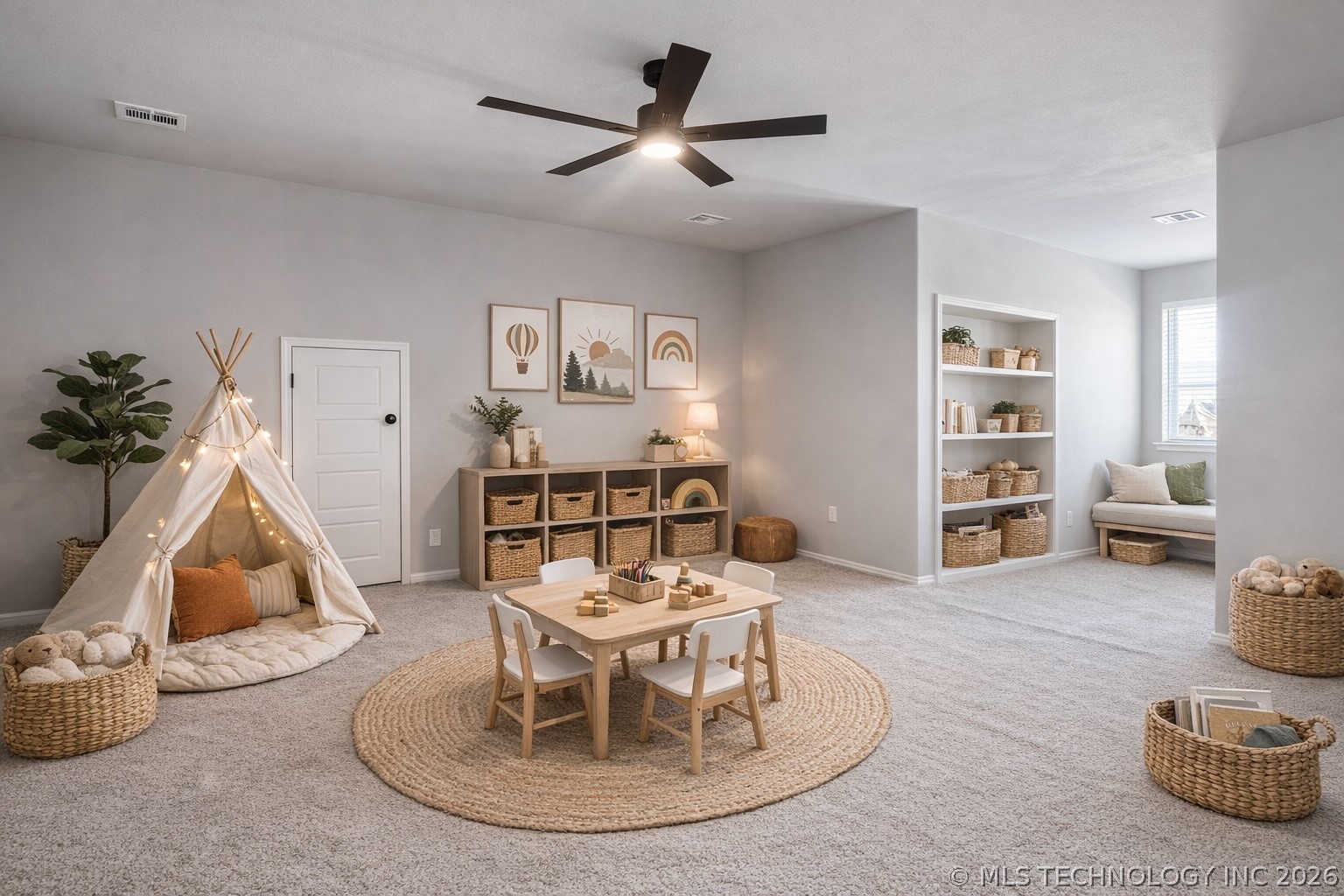 2721 S 8th Street Property Photo 10