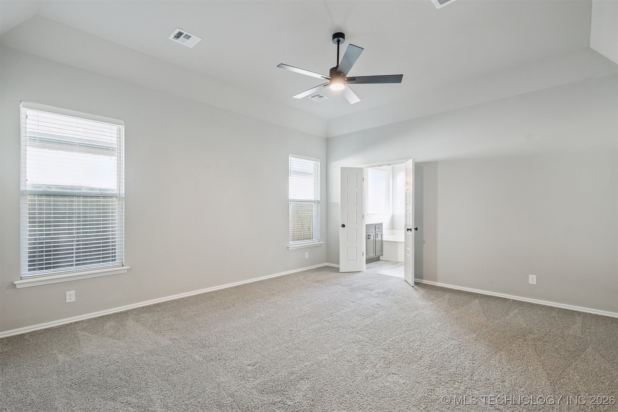 2721 S 8th Street Property Photo 22