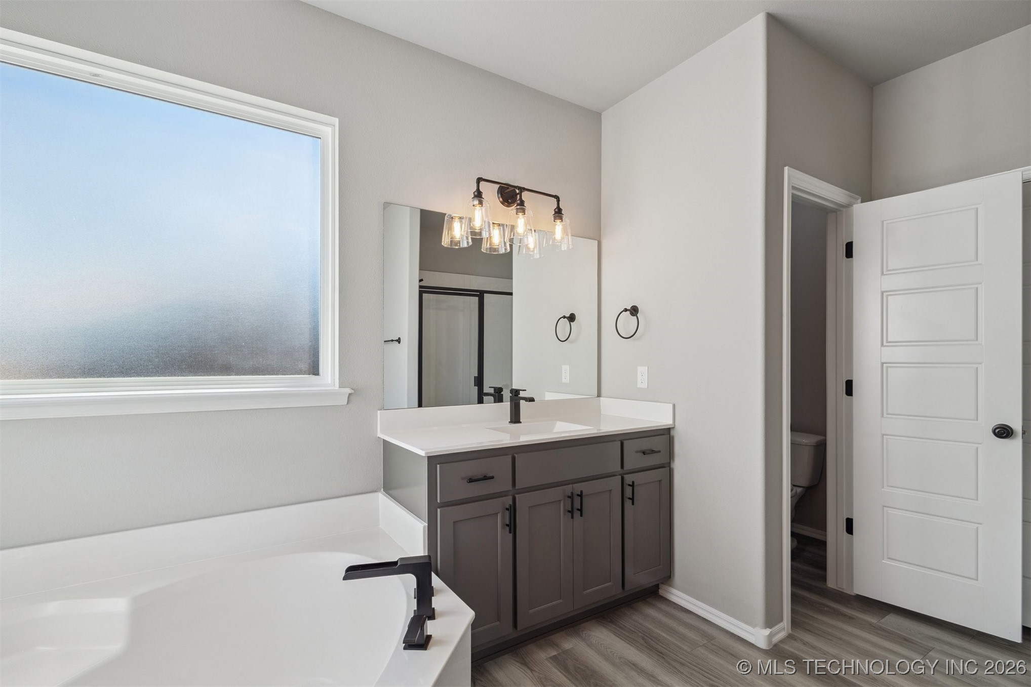 2721 S 8th Street Property Photo 24