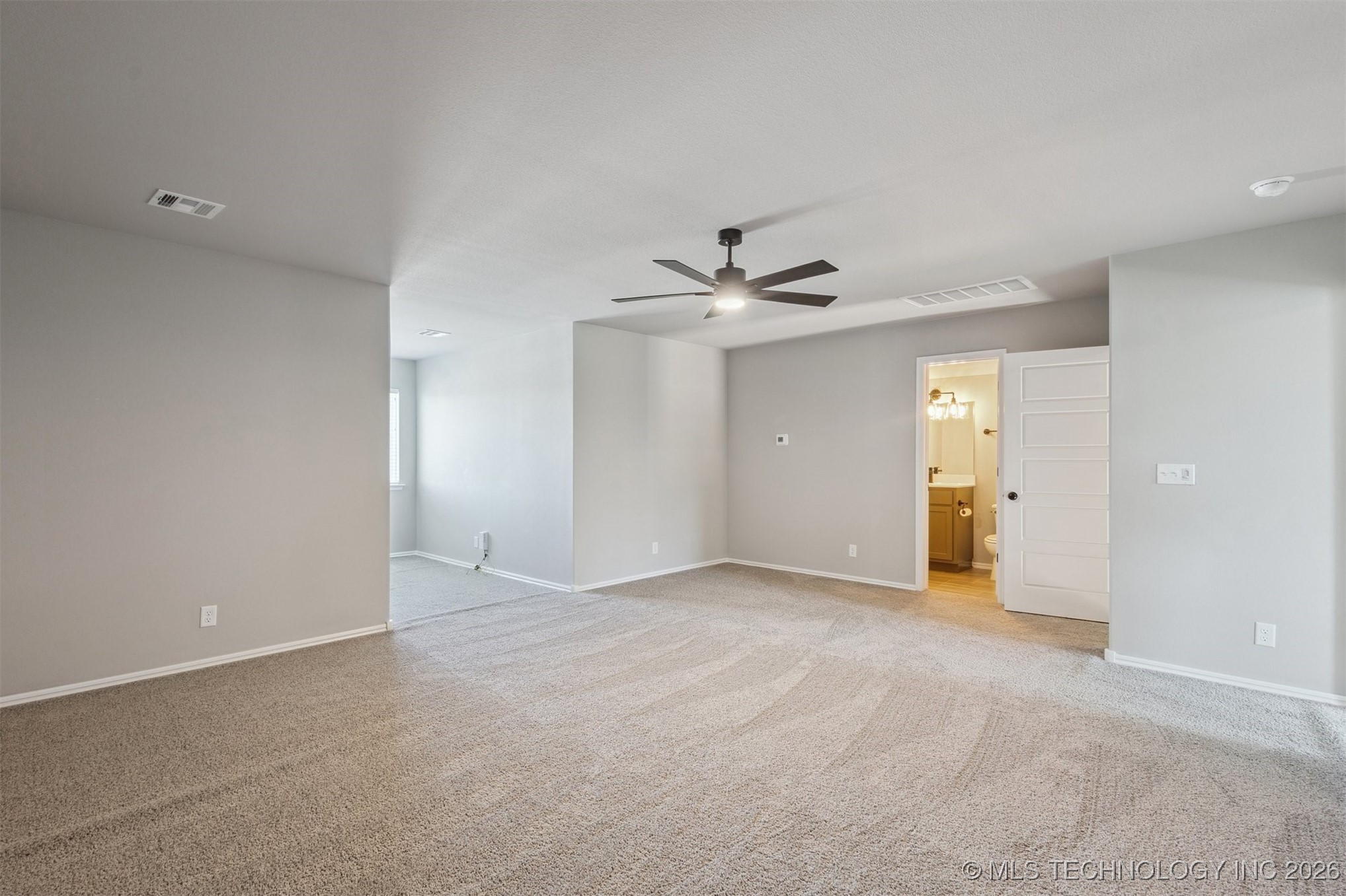 2721 S 8th Street Property Photo 33