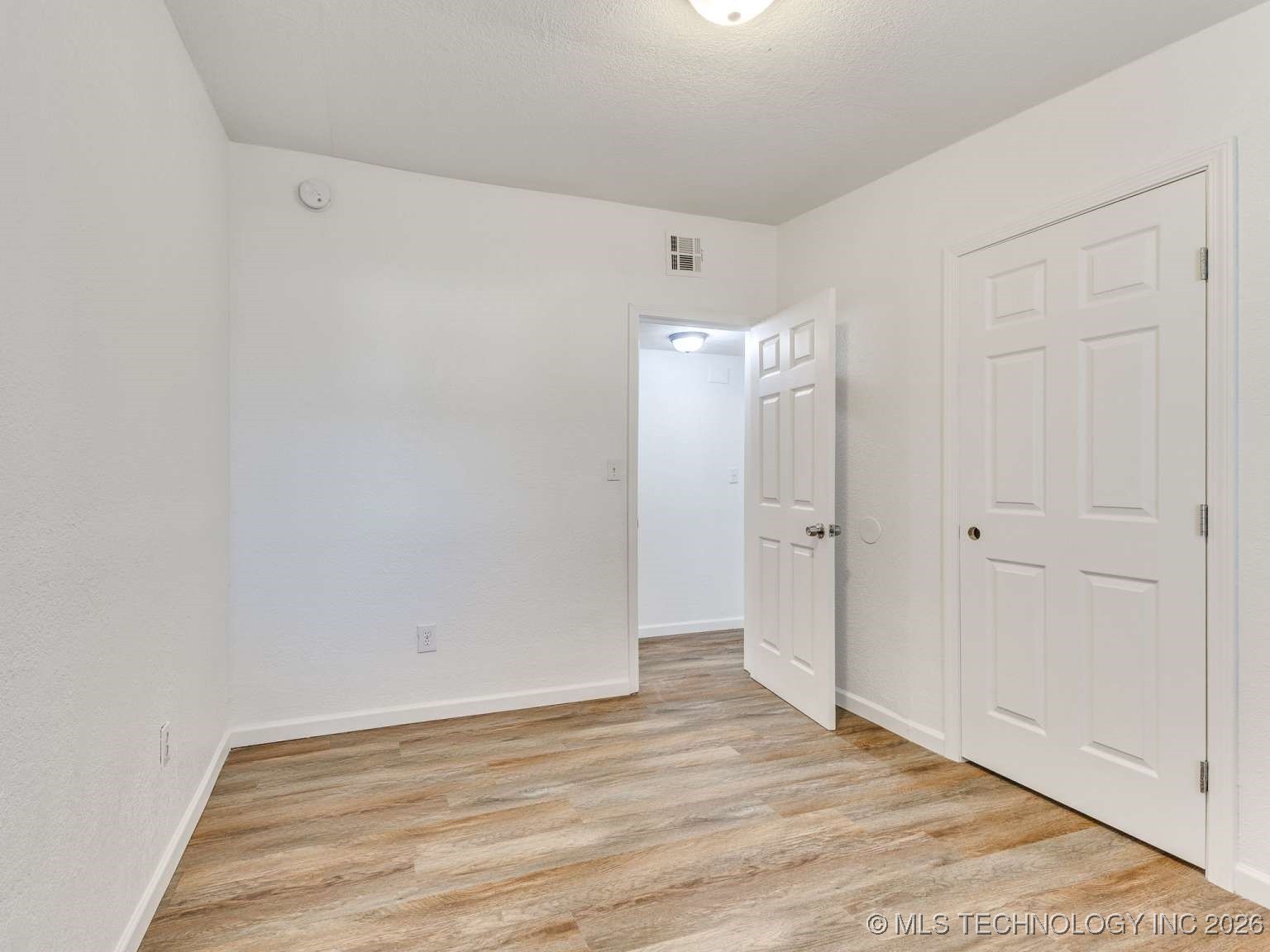 2828 E 45th Street North Property Photo 8