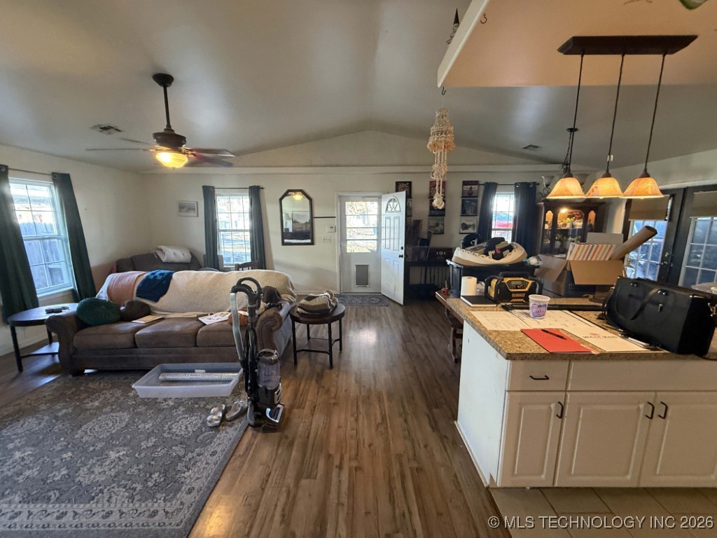 4714 S 29th West Avenue Property Photo 4