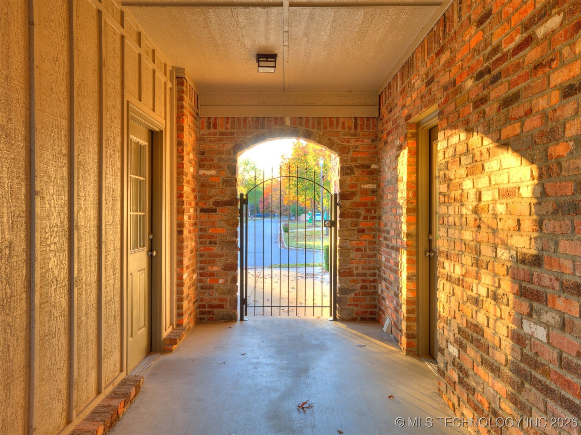 11579 S 67th East Avenue Property Photo 5