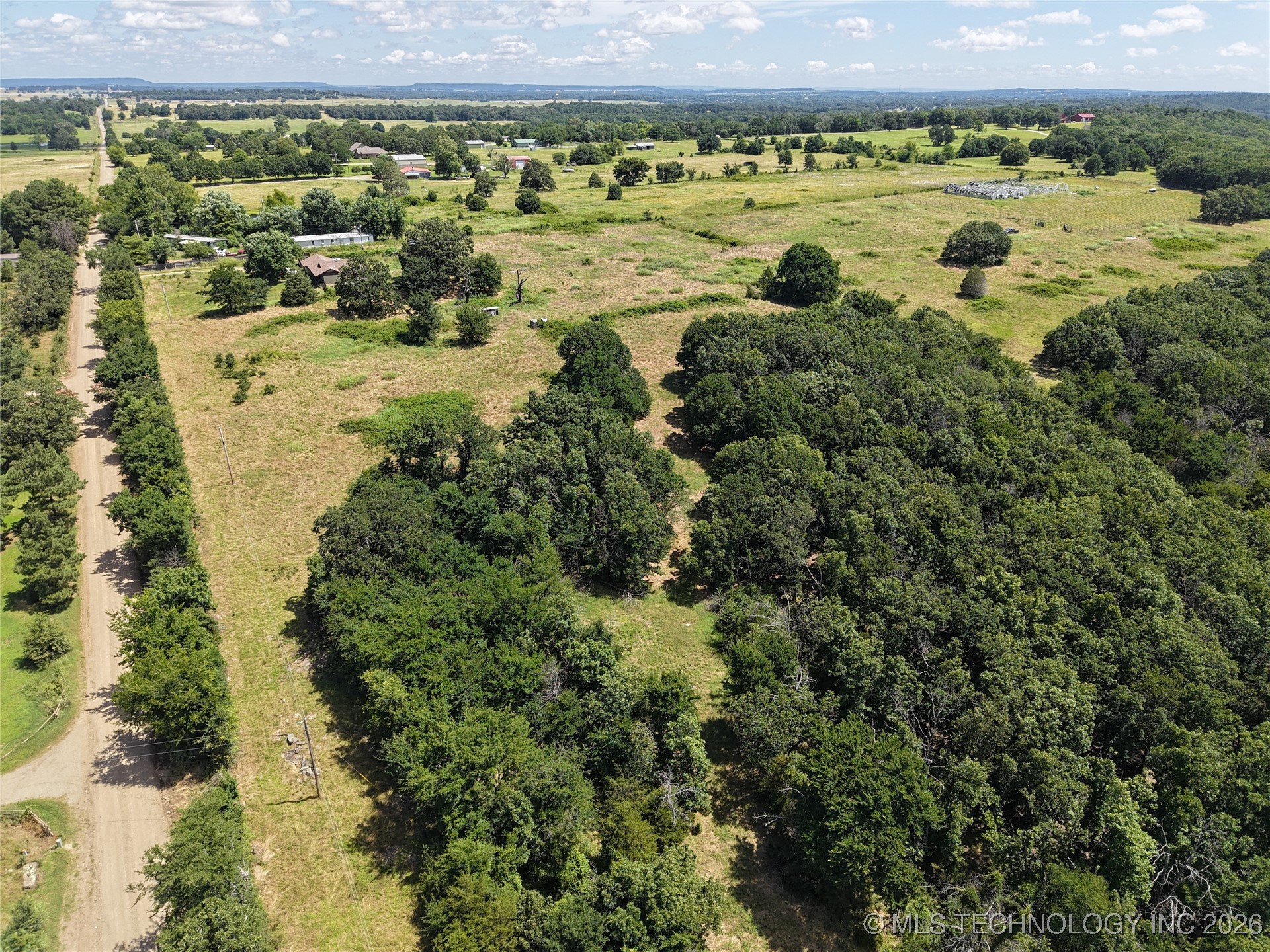 30332 S Vfw Road Property Photo 23