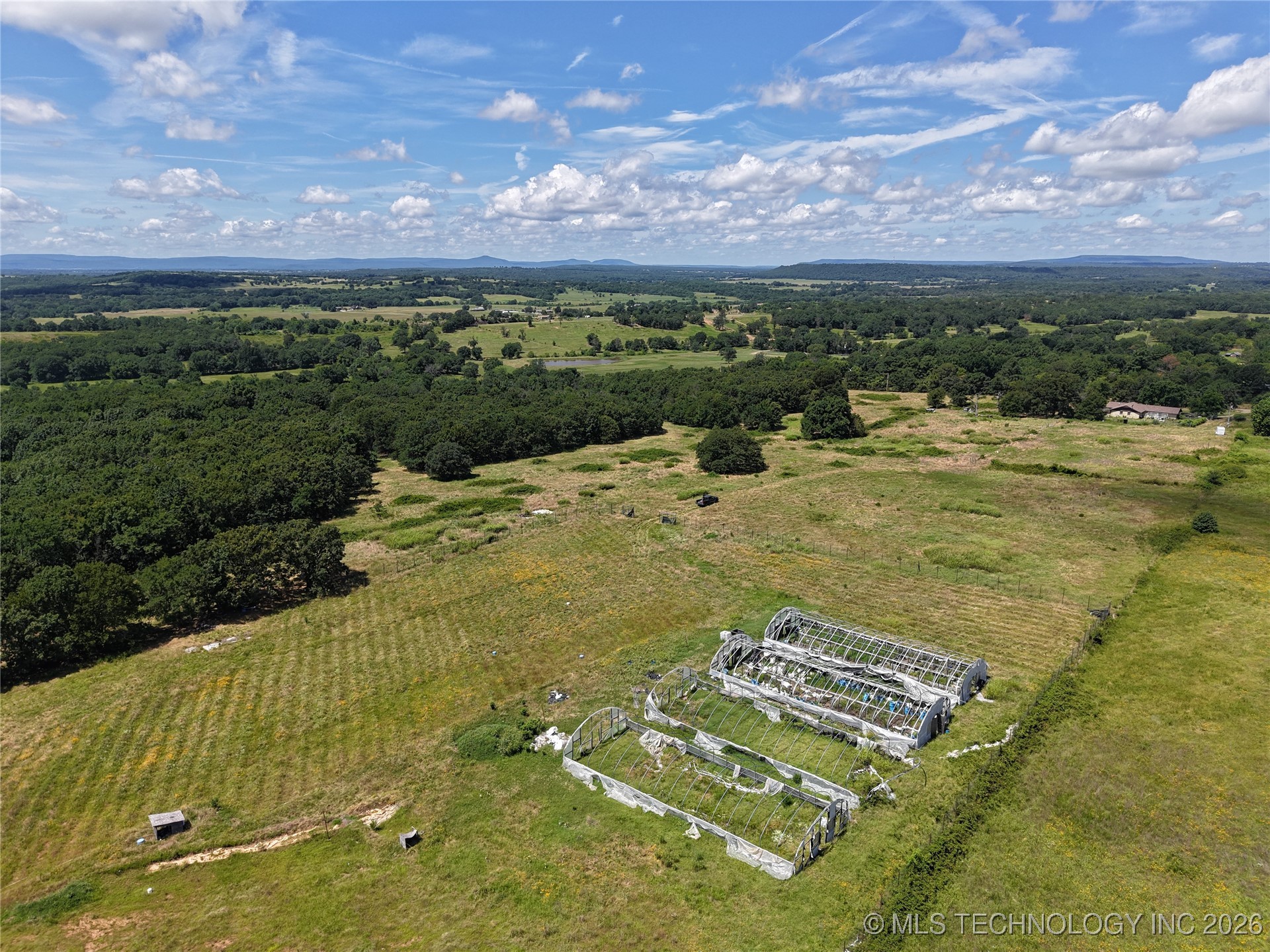 30332 S Vfw Road Property Photo 25