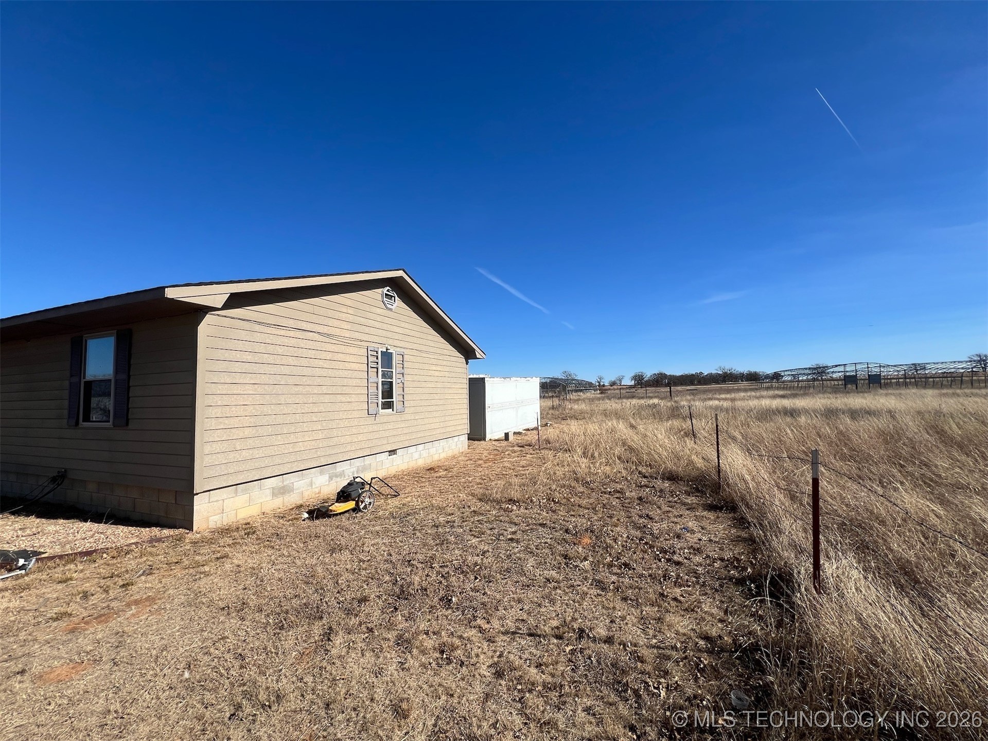 179104 N 3030 Road Property Photo 7