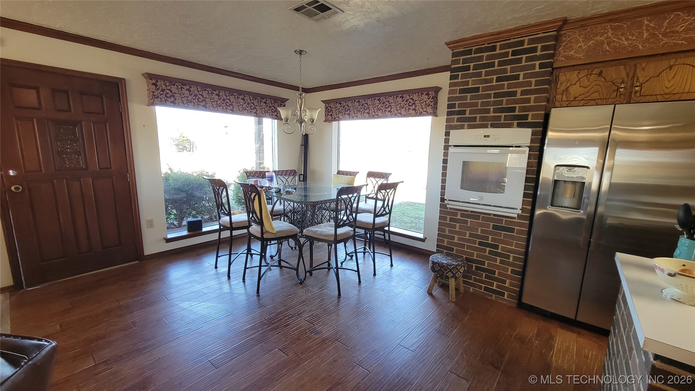 975 Cox City Road Property Photo 3